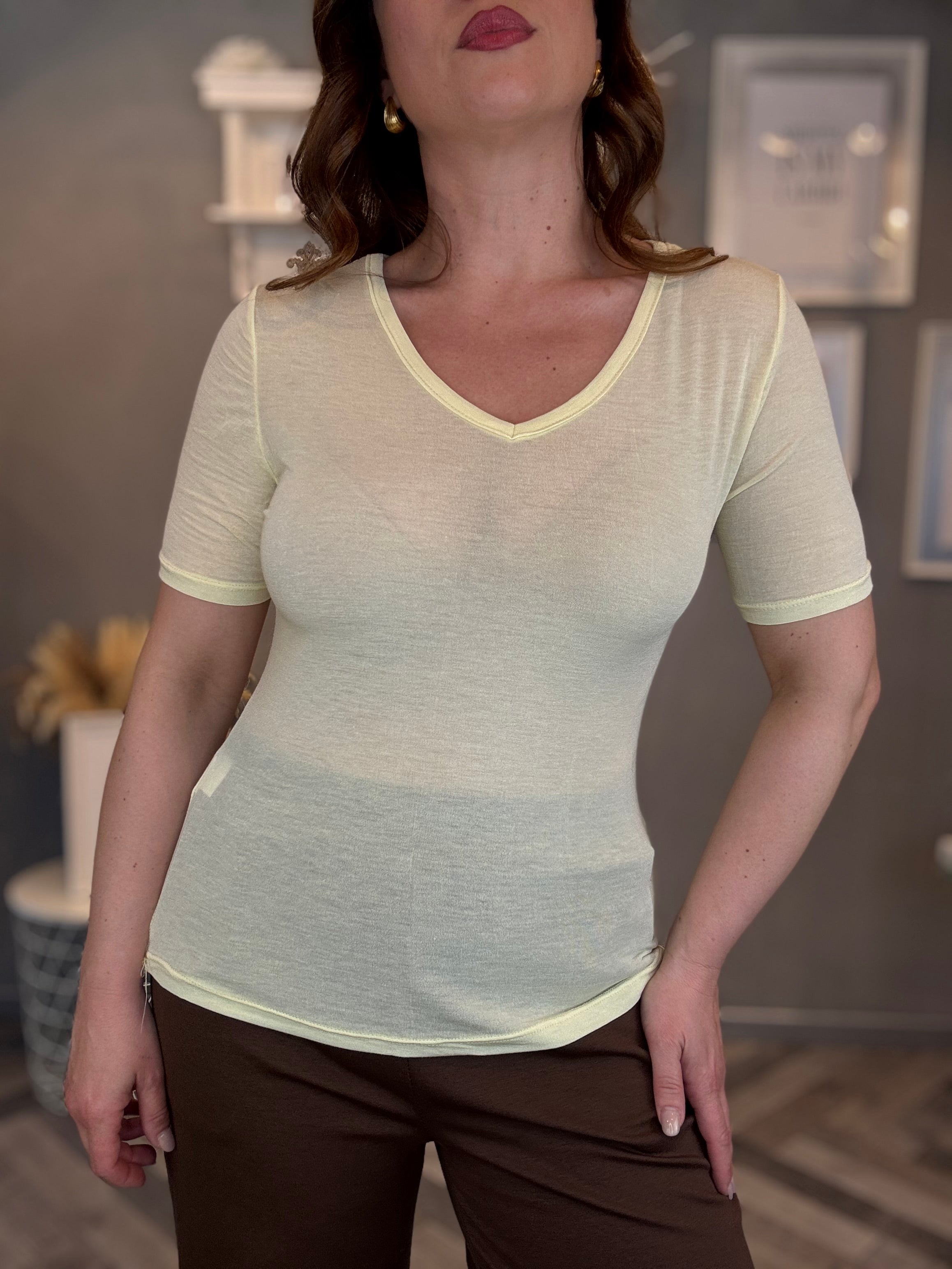 T-shirt in micromodal giallo pastello