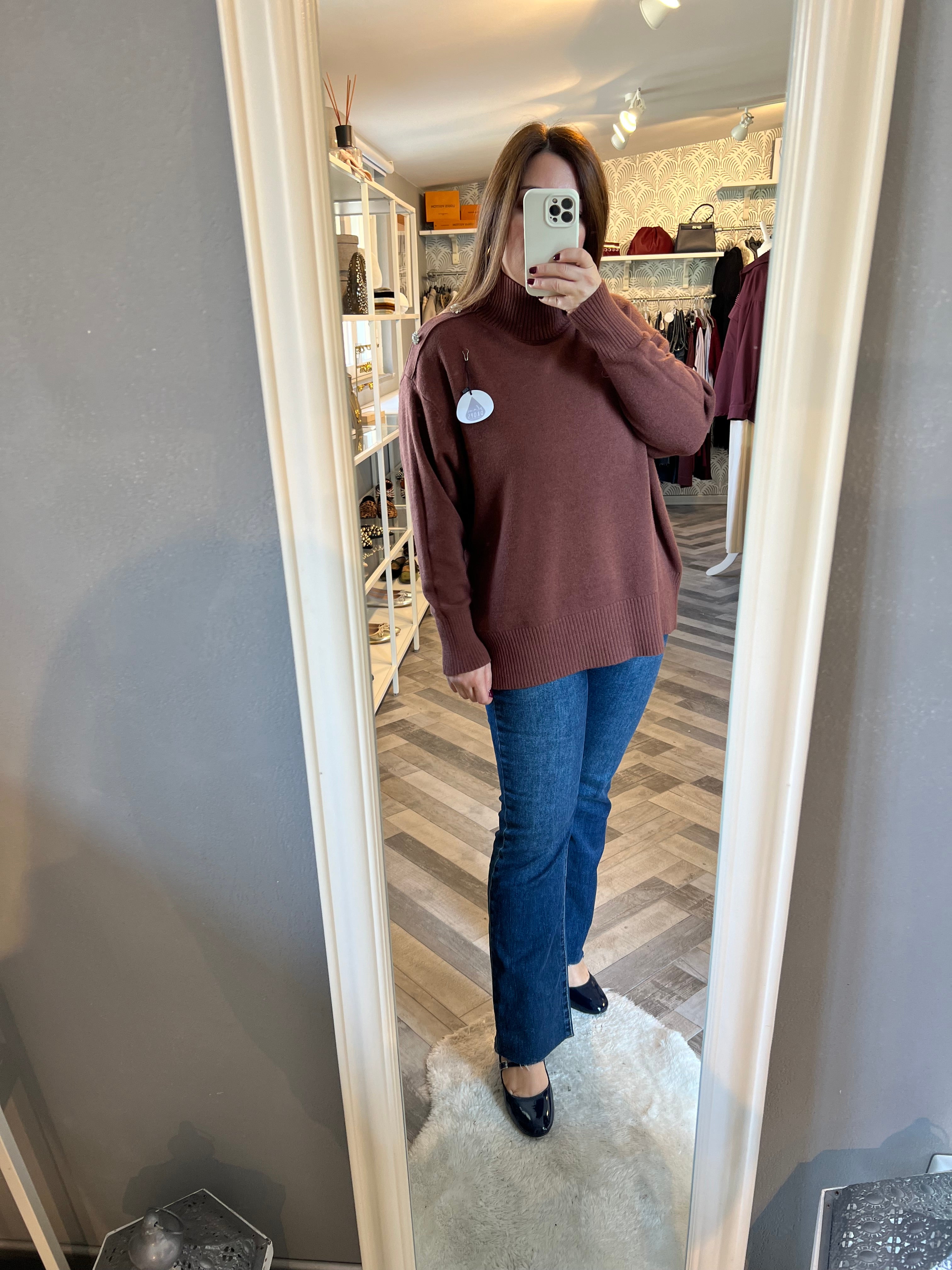 Jeans modello trombetta