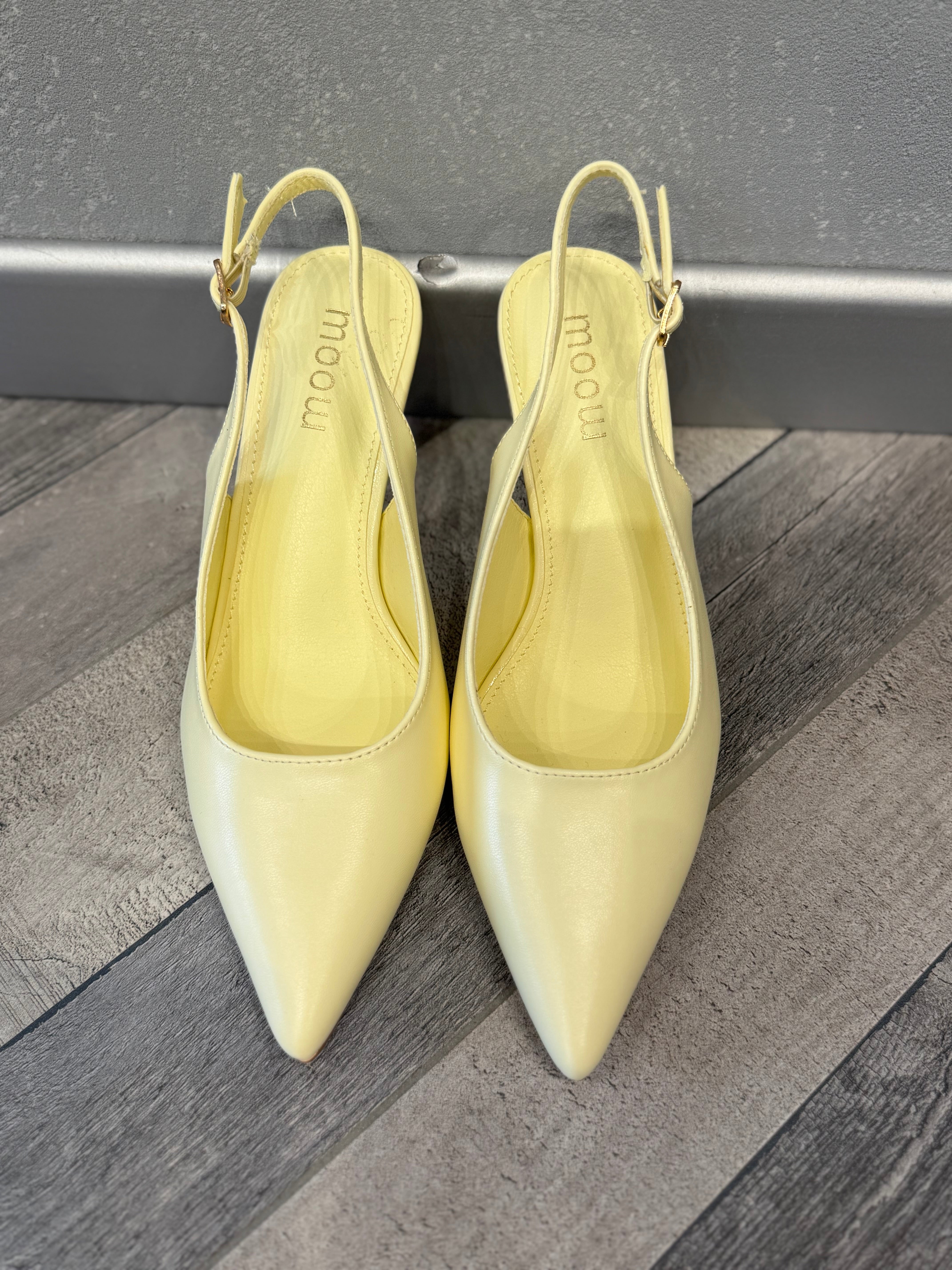 Slingback in ecopelle giallo pastello