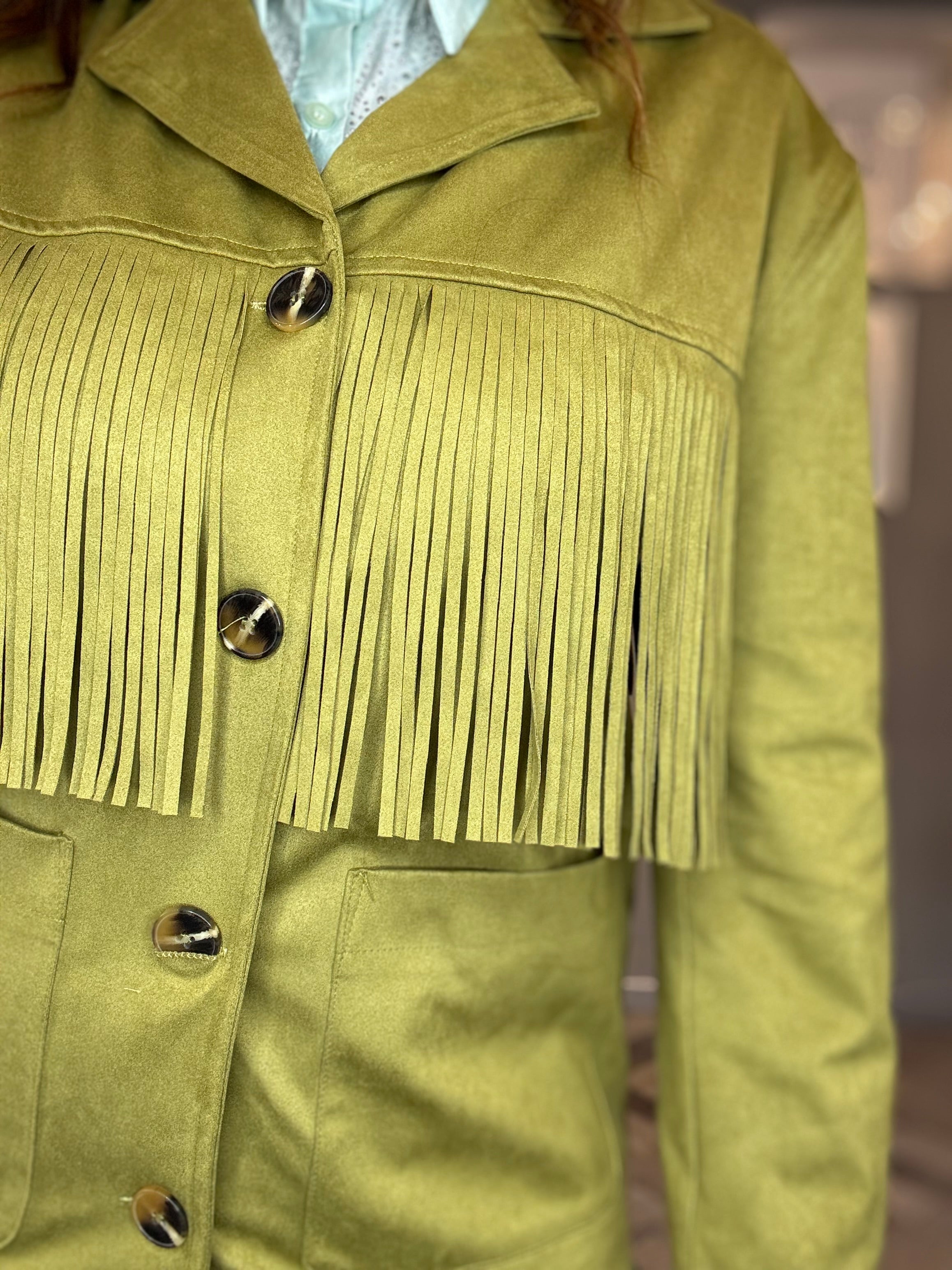 Giacca in eco suede effetto scamosciato con frange