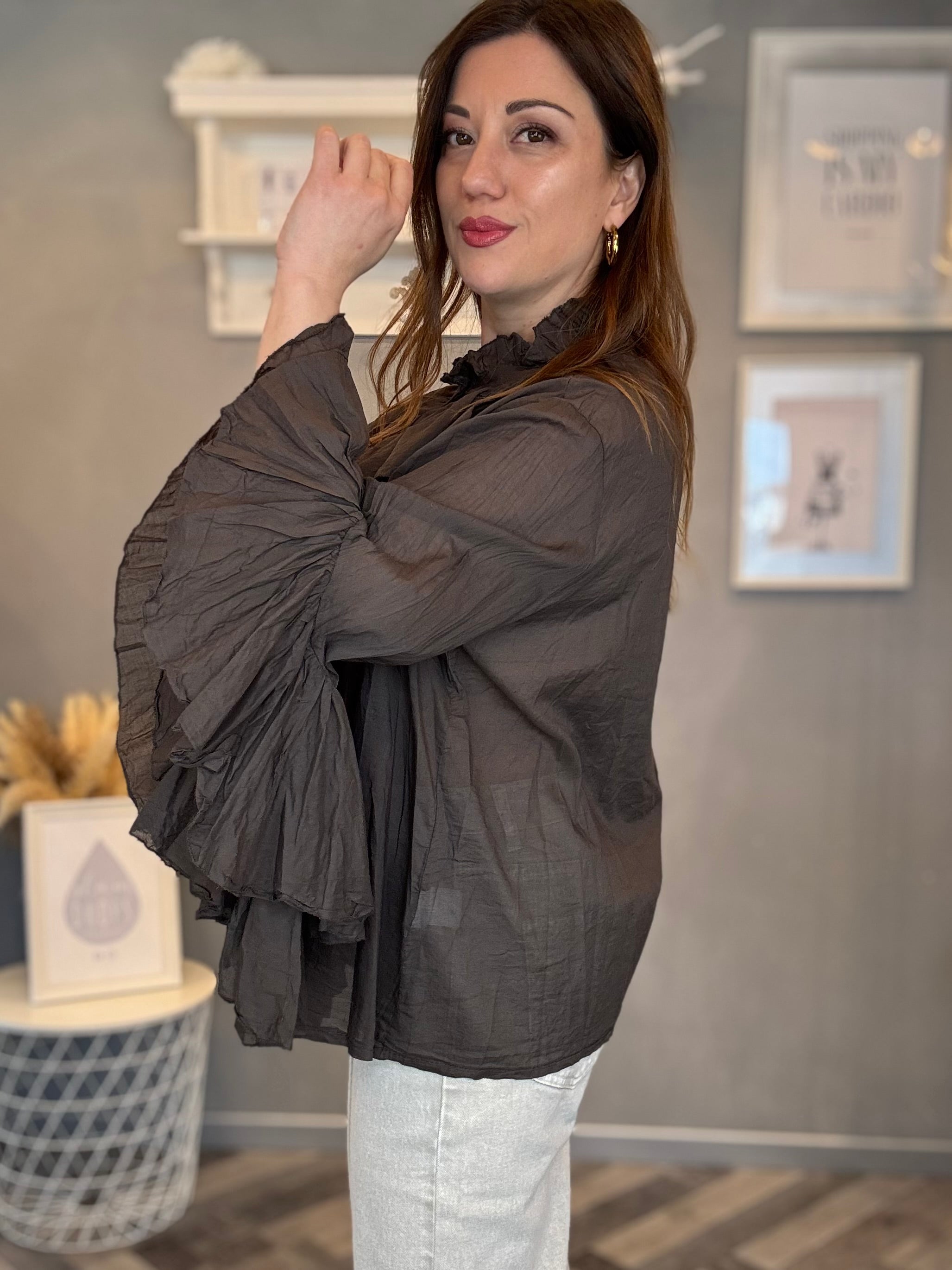 Blusa camicia volant moro