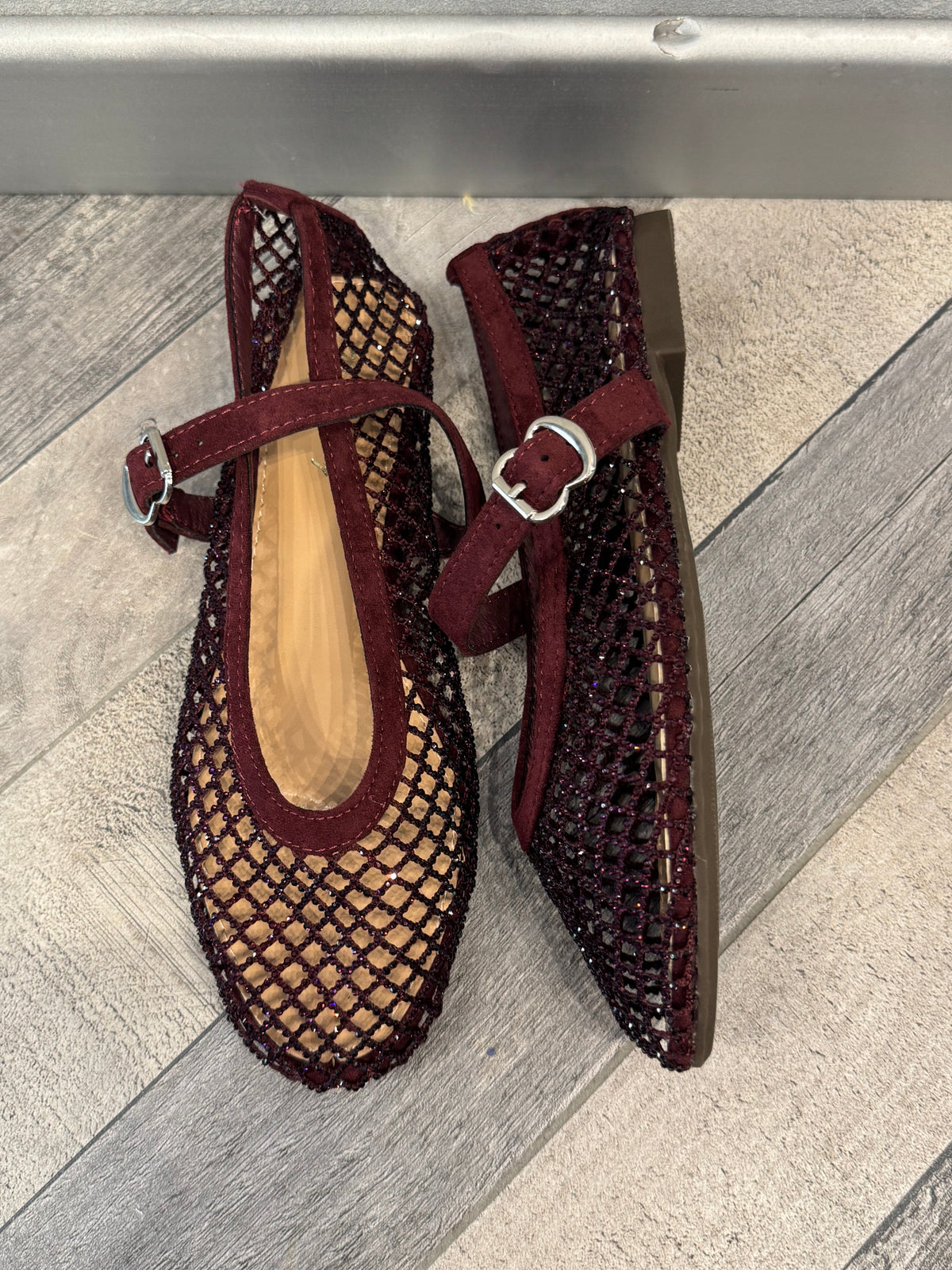 Ballerine a rete con strass bordeaux