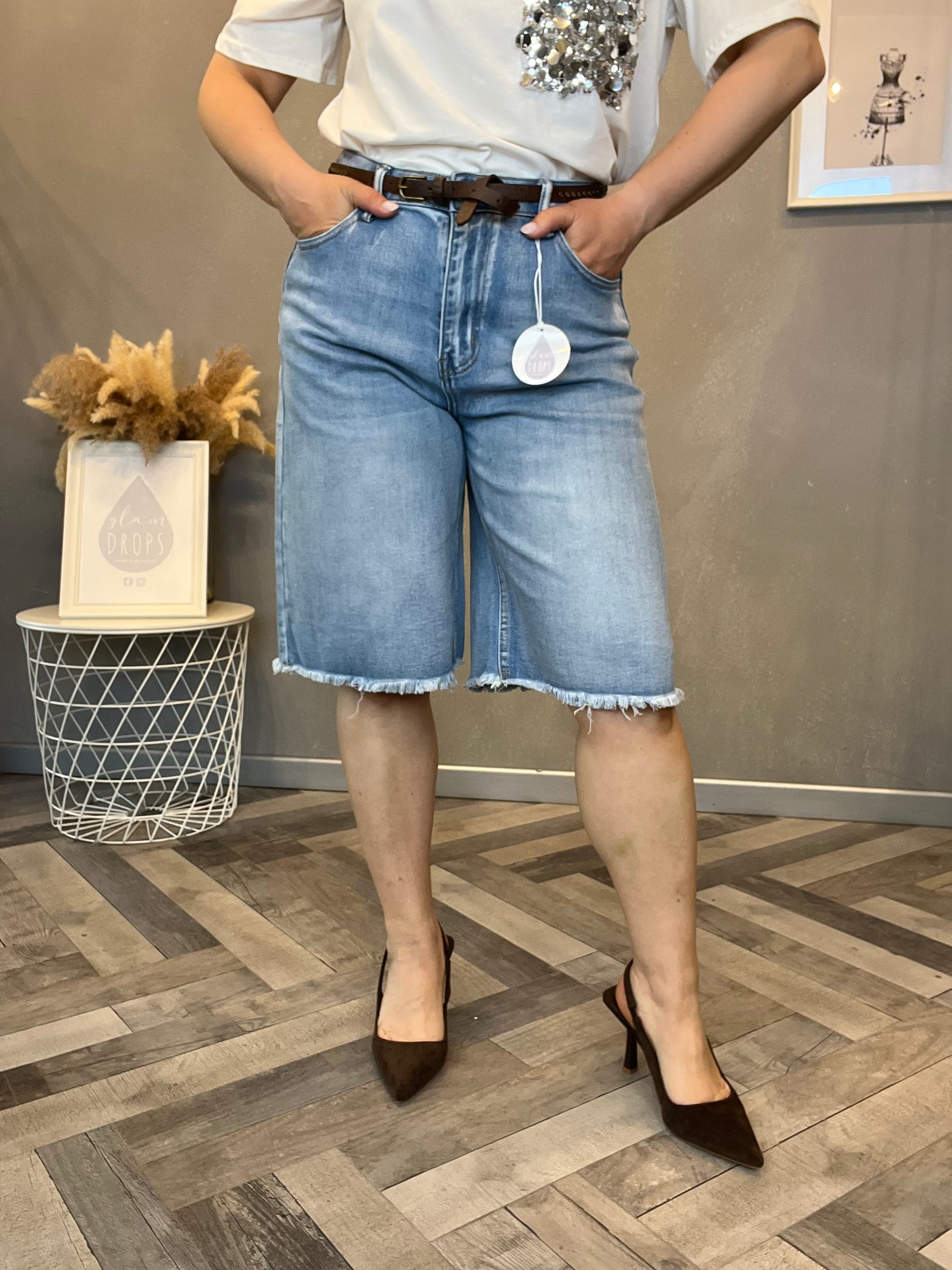 Bermuda di jeans