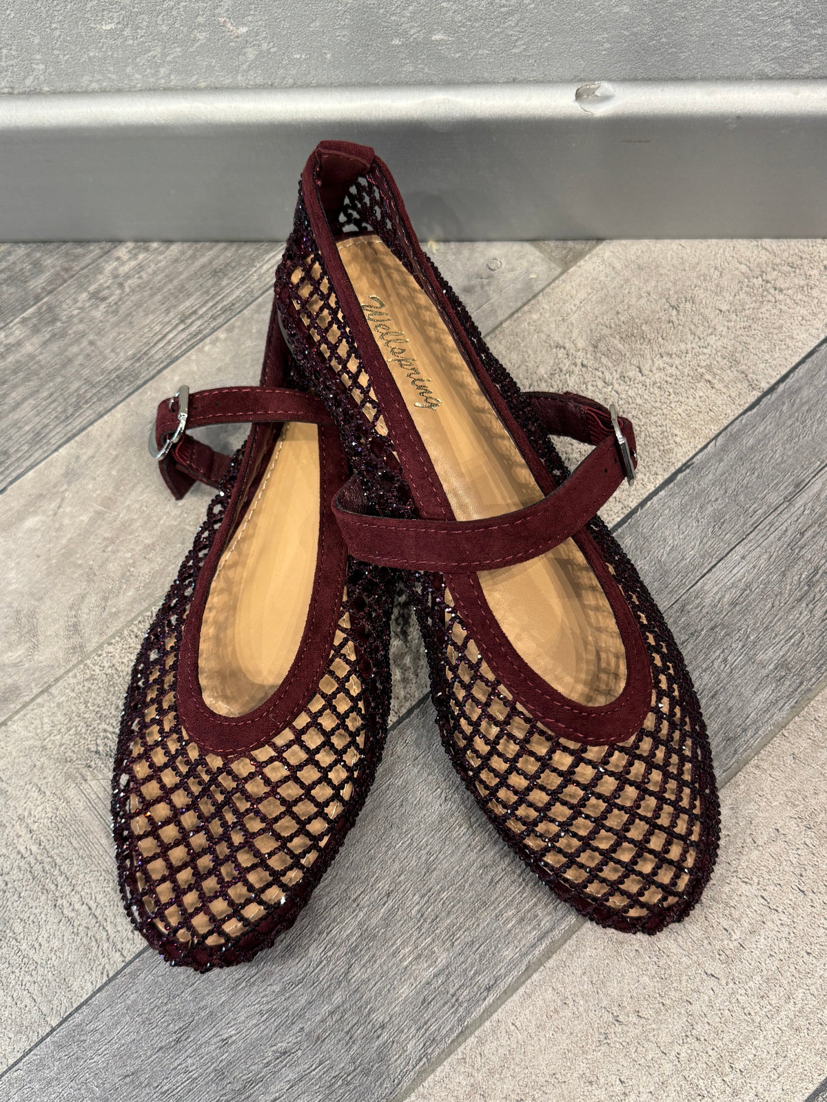 Ballerine a rete con strass bordeaux