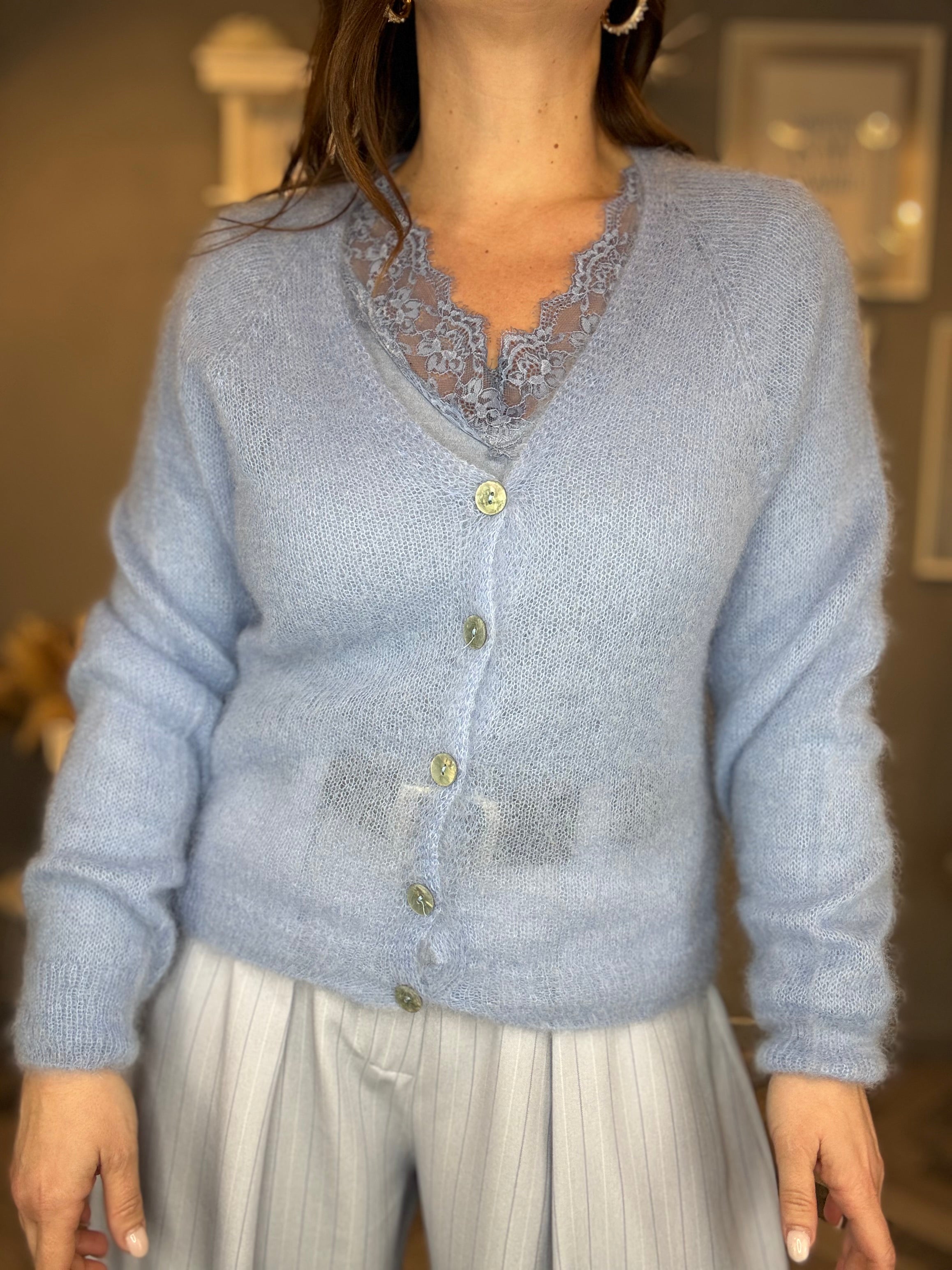Cardigan in kid mohair celeste polvere