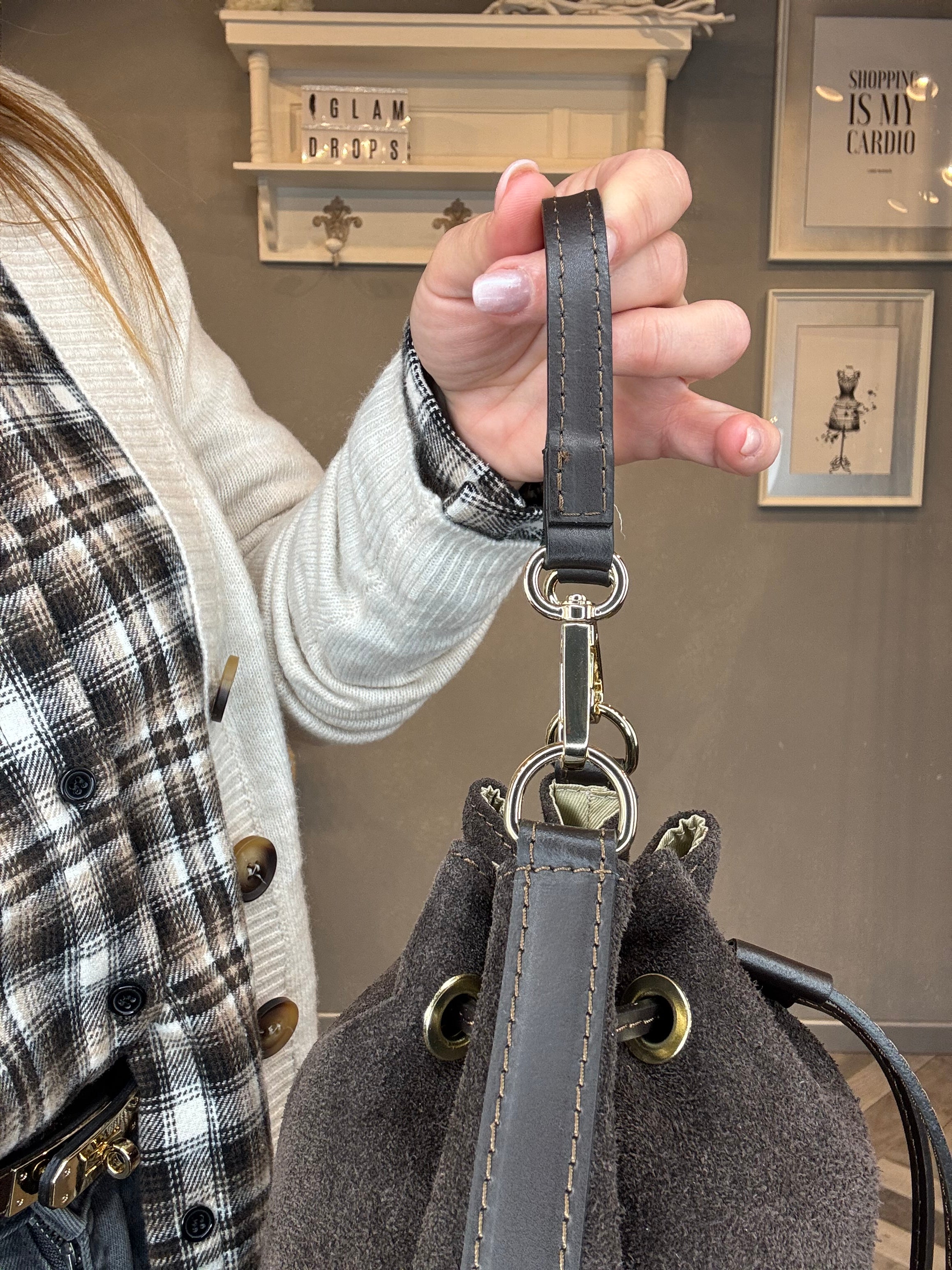 Borsa Nora secchiello in vera pelle