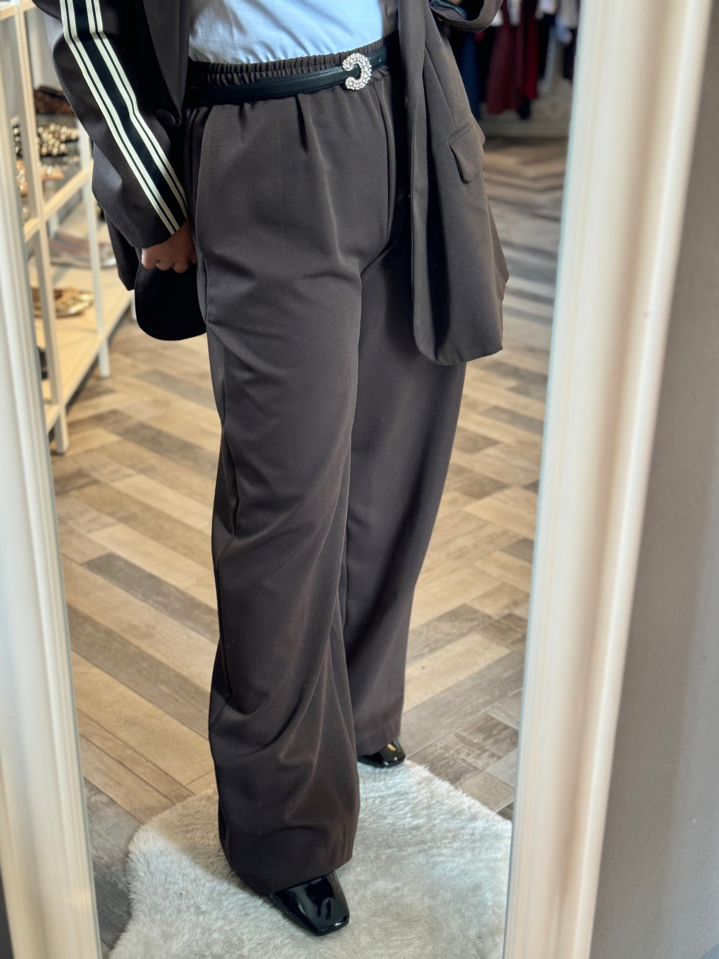 Lumina pantalone palazzo con elastico in vita