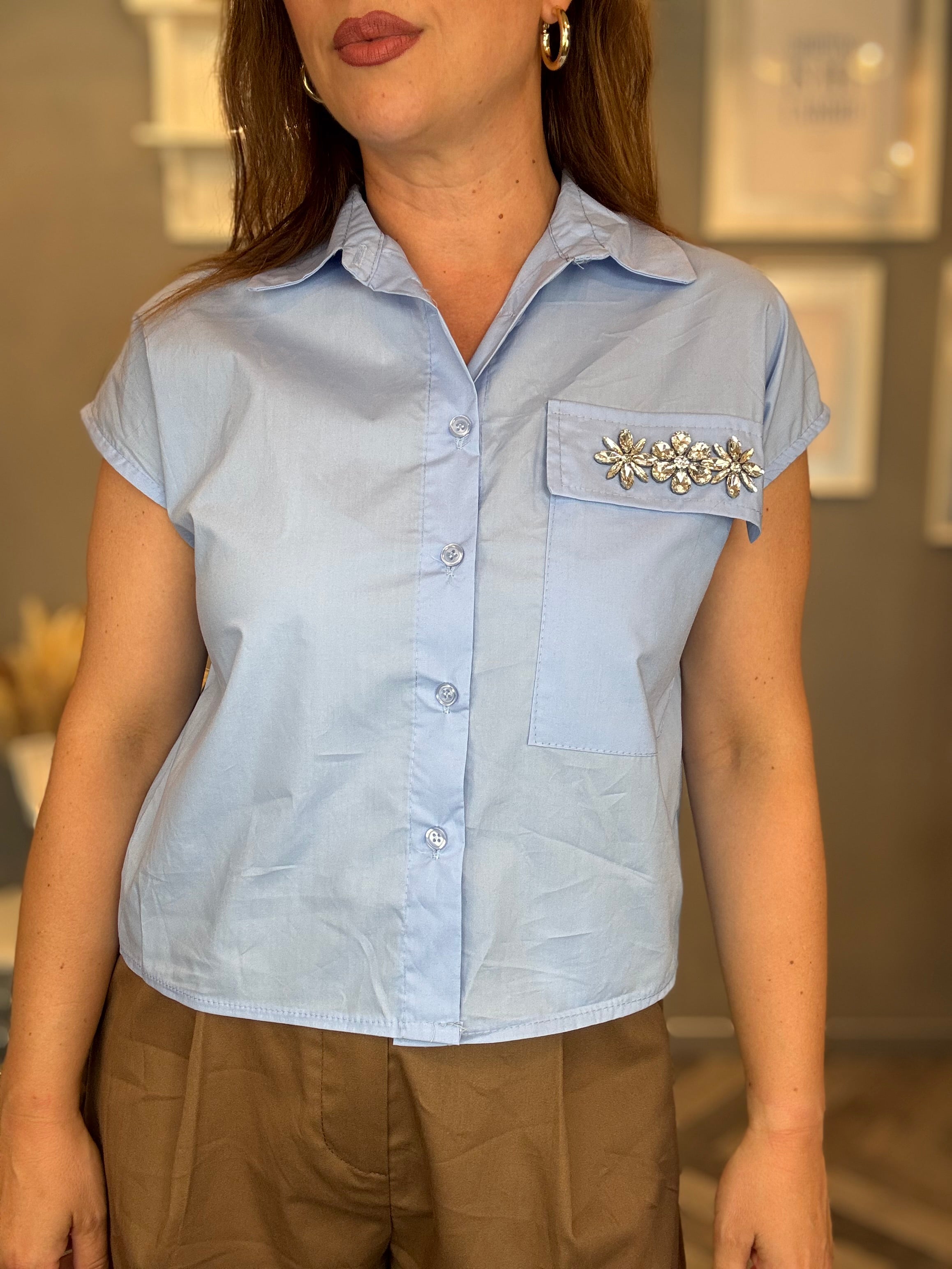Camicia tasca gioiello celeste