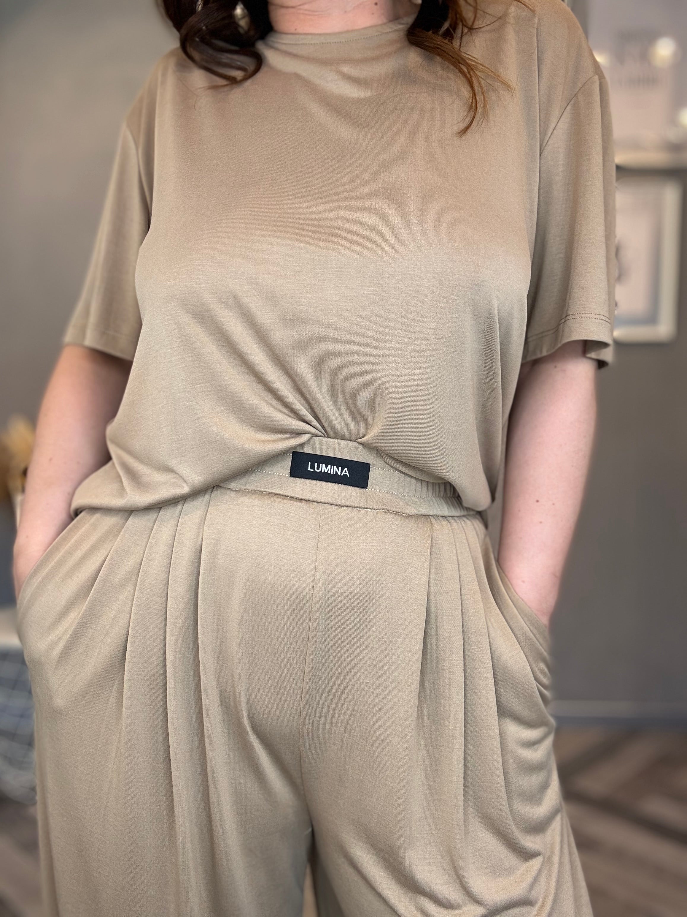 Lumina pantalone in jersey camel