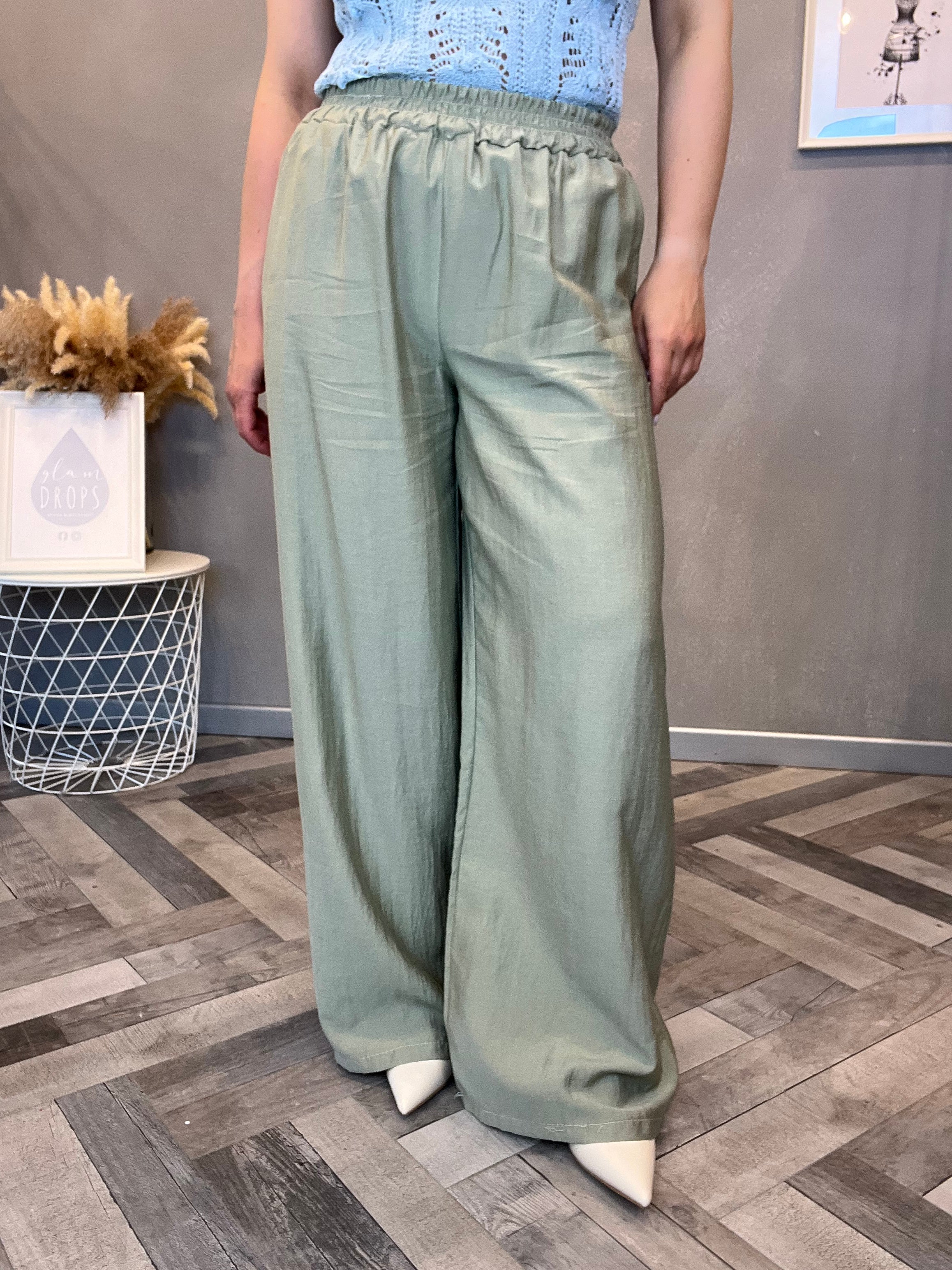 Pantalone palazzo fluido verde salvia