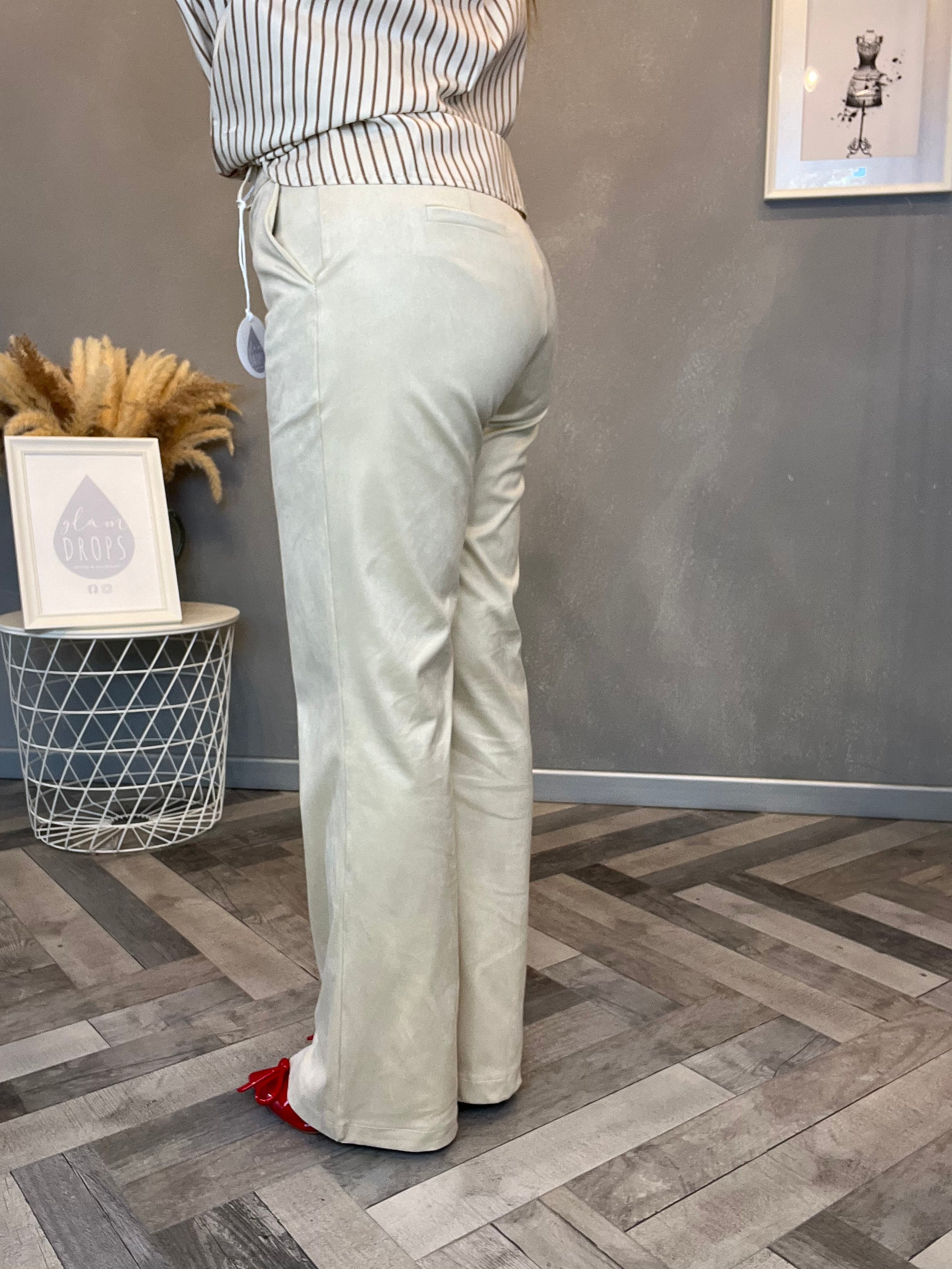 Pantalone eco suede flare burro