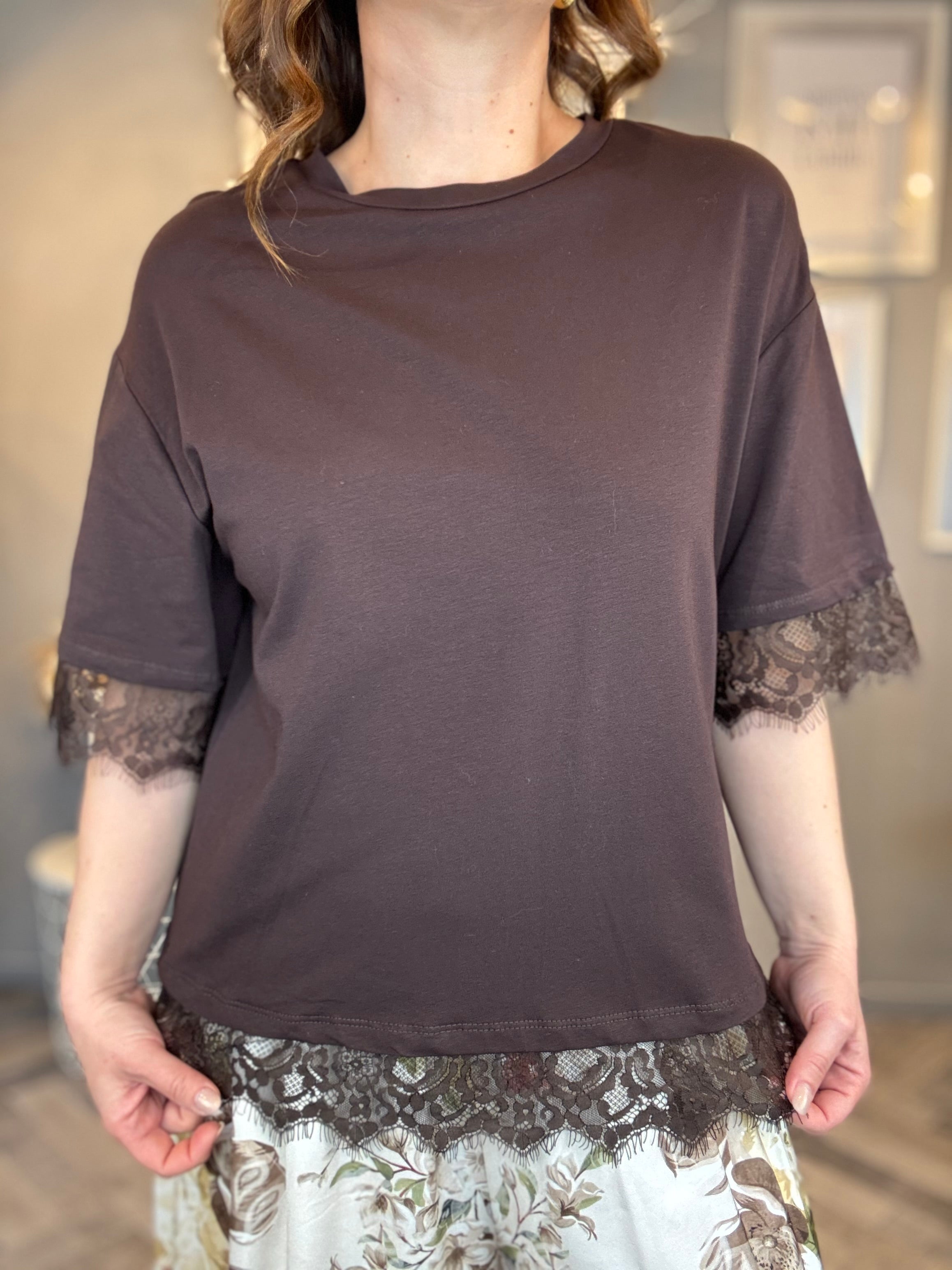 T-shirt cioccolato pizzo all over