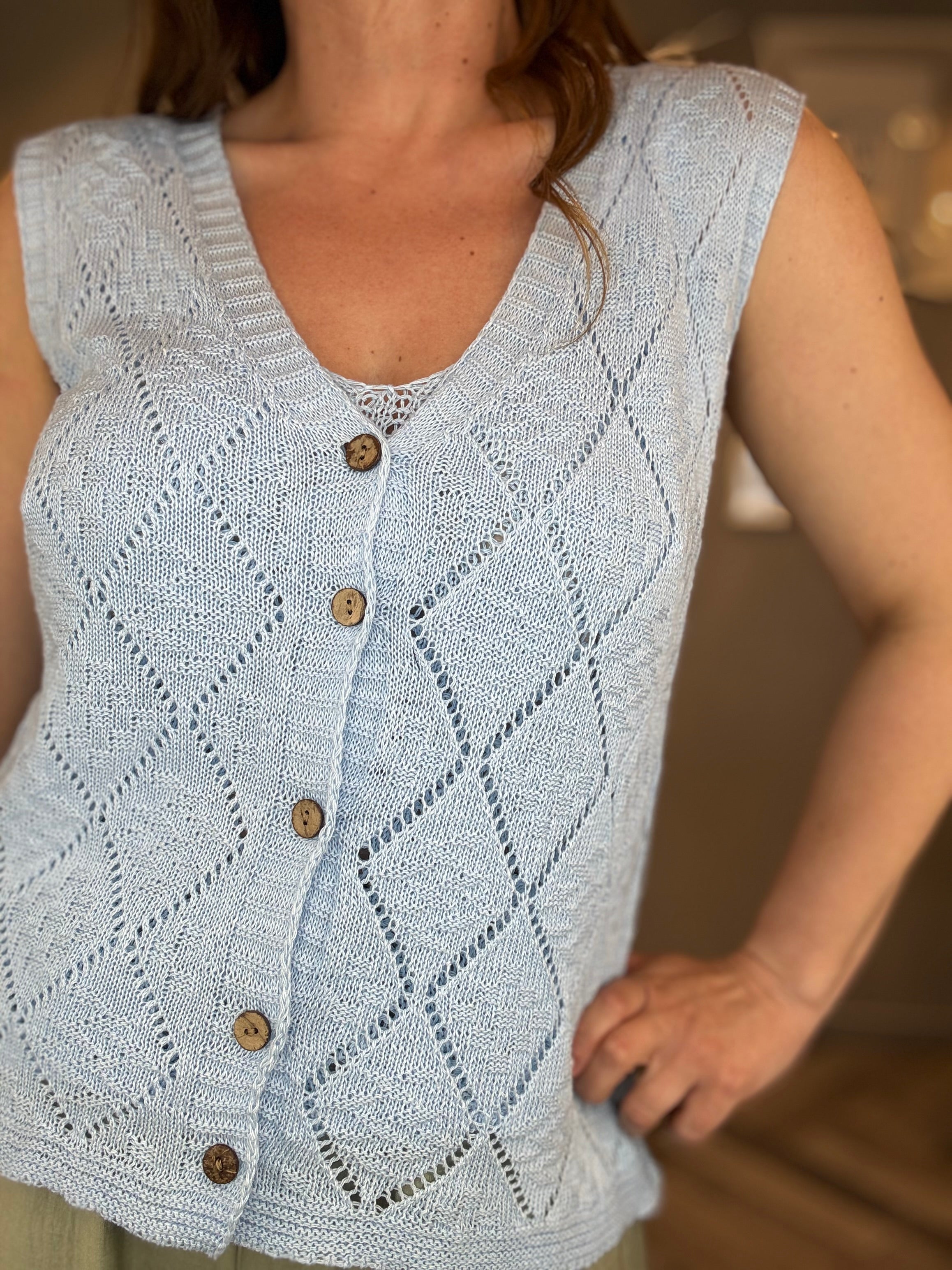 Gilet traforato rombi celeste