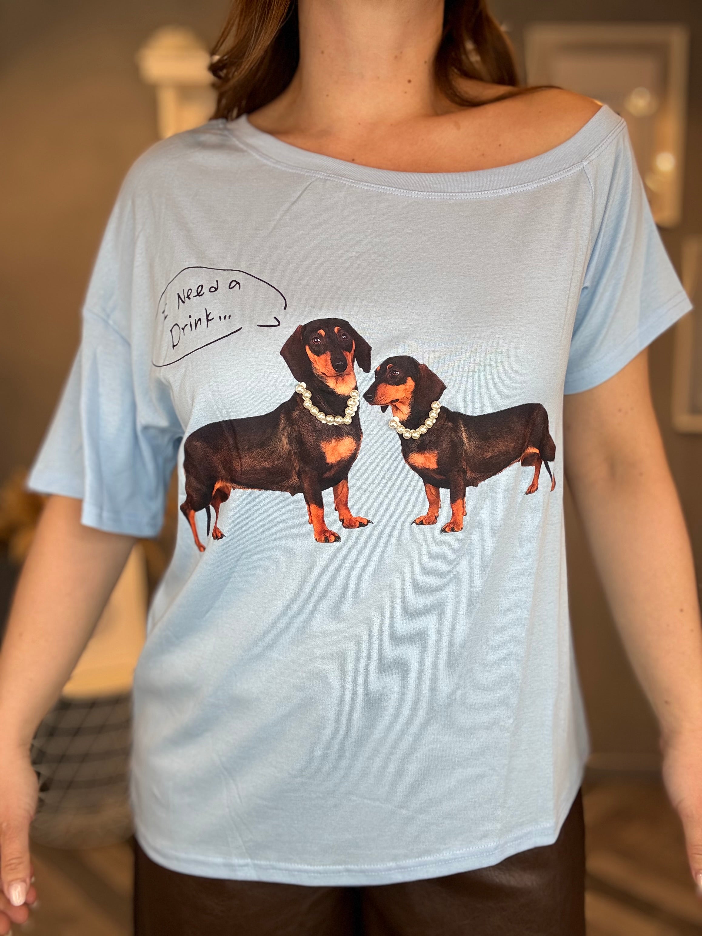 T-shirt bassotti celeste