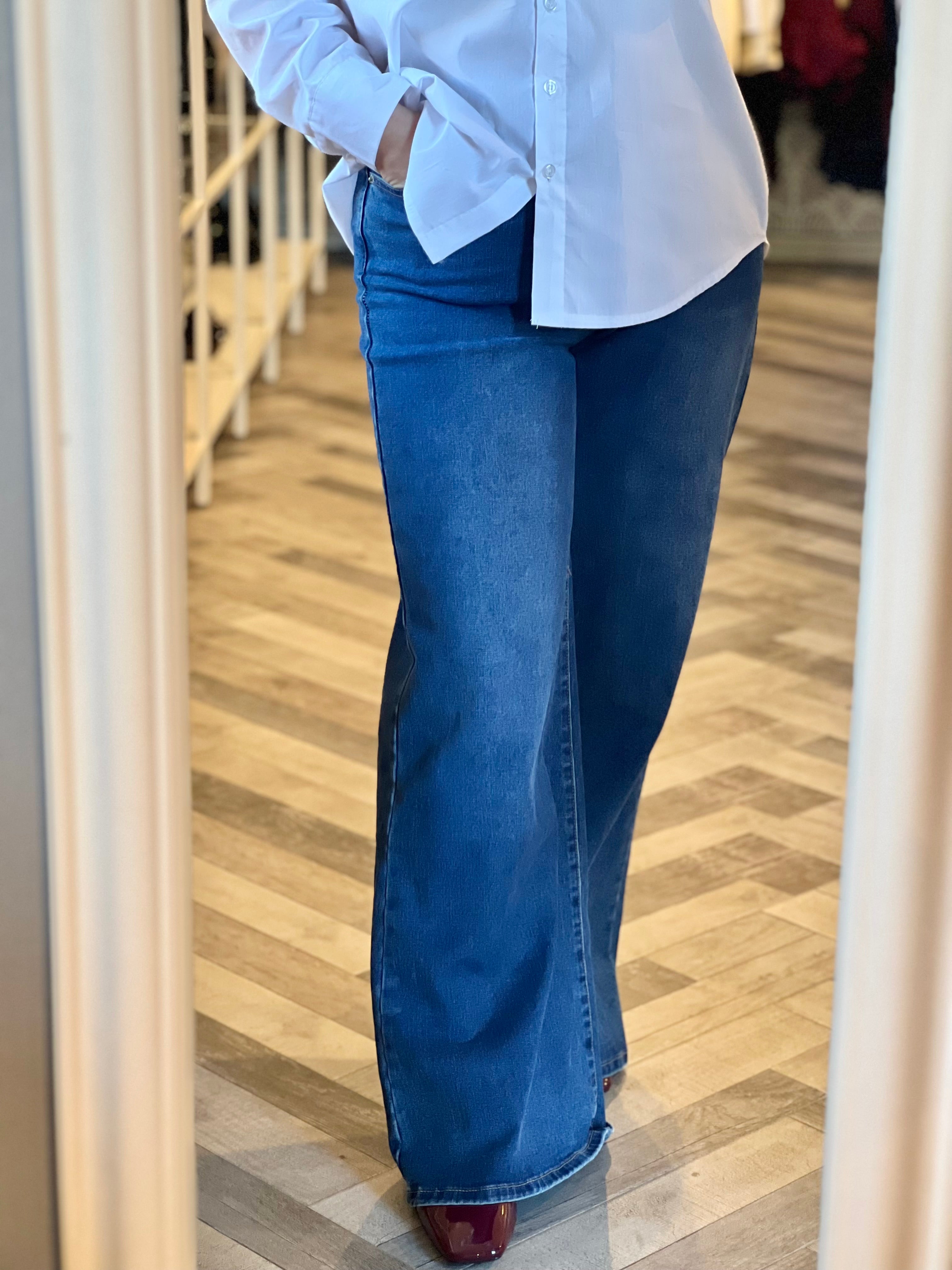 Jeans a palazzo elasticizzato