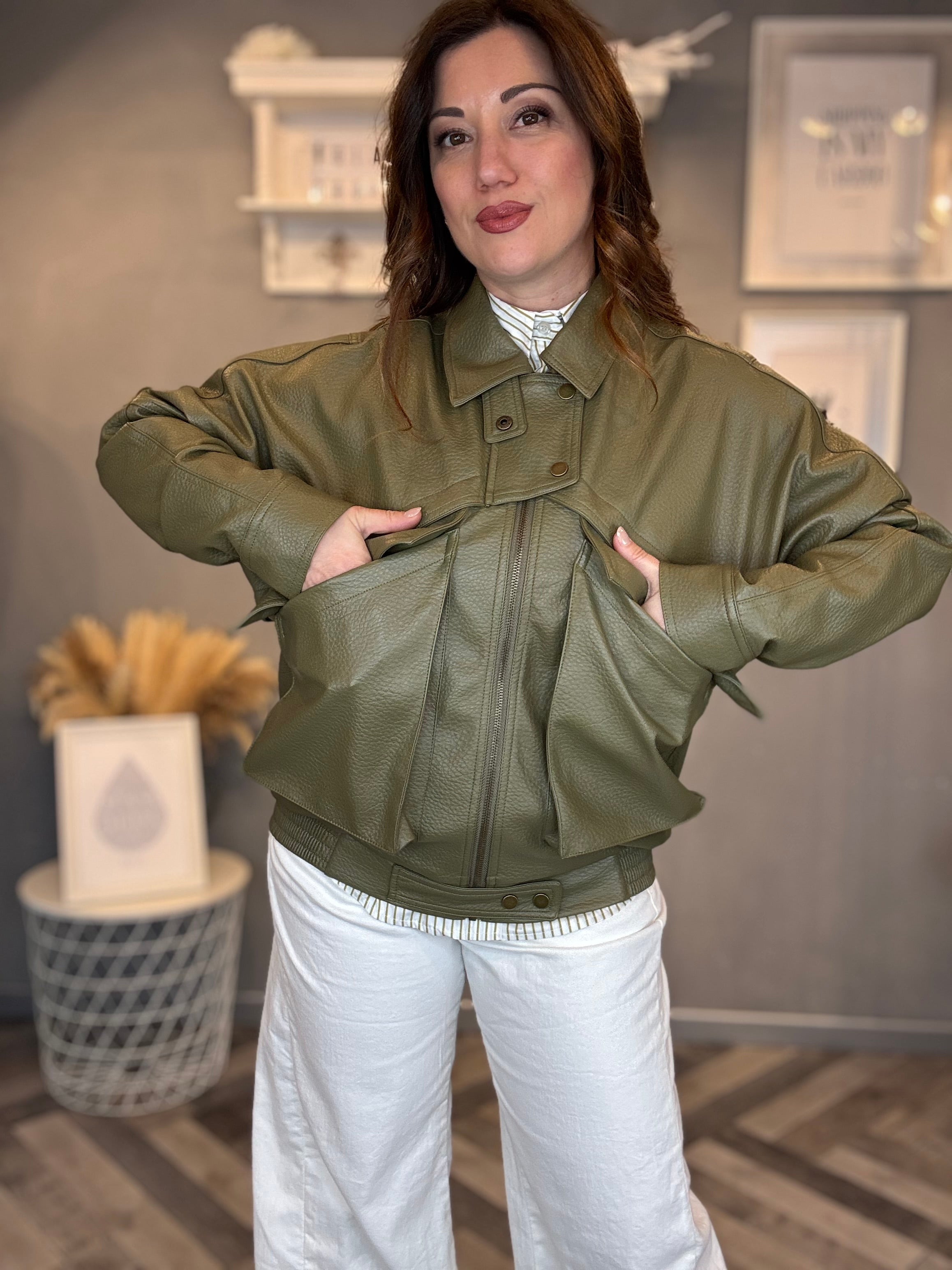 Bomber ecopelle verde oliva