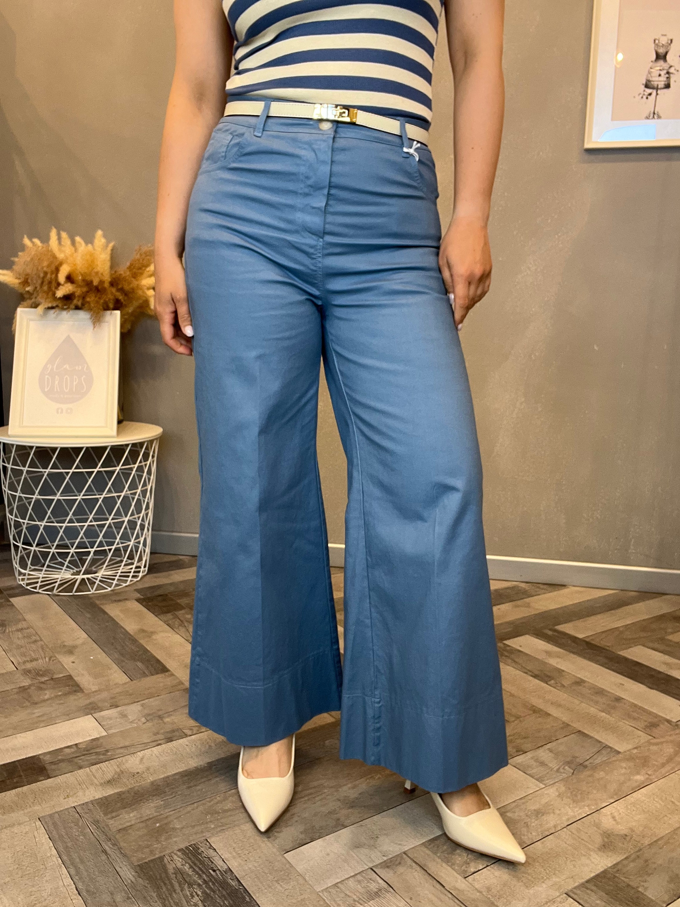 Pantalone wide leg carta da zucchero