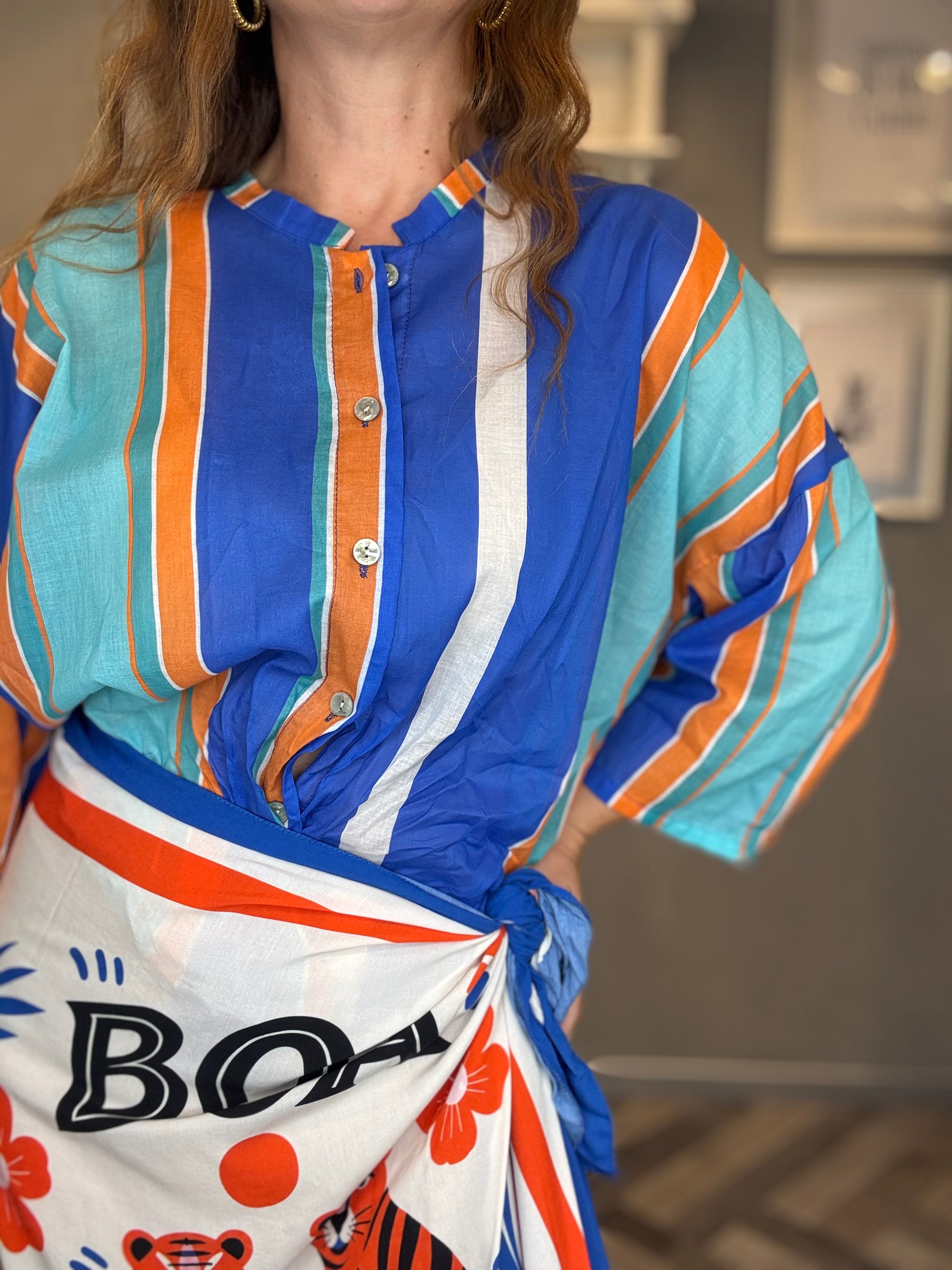 Camicia Isla Bonita coreana multiriga blu, turchese e arancio