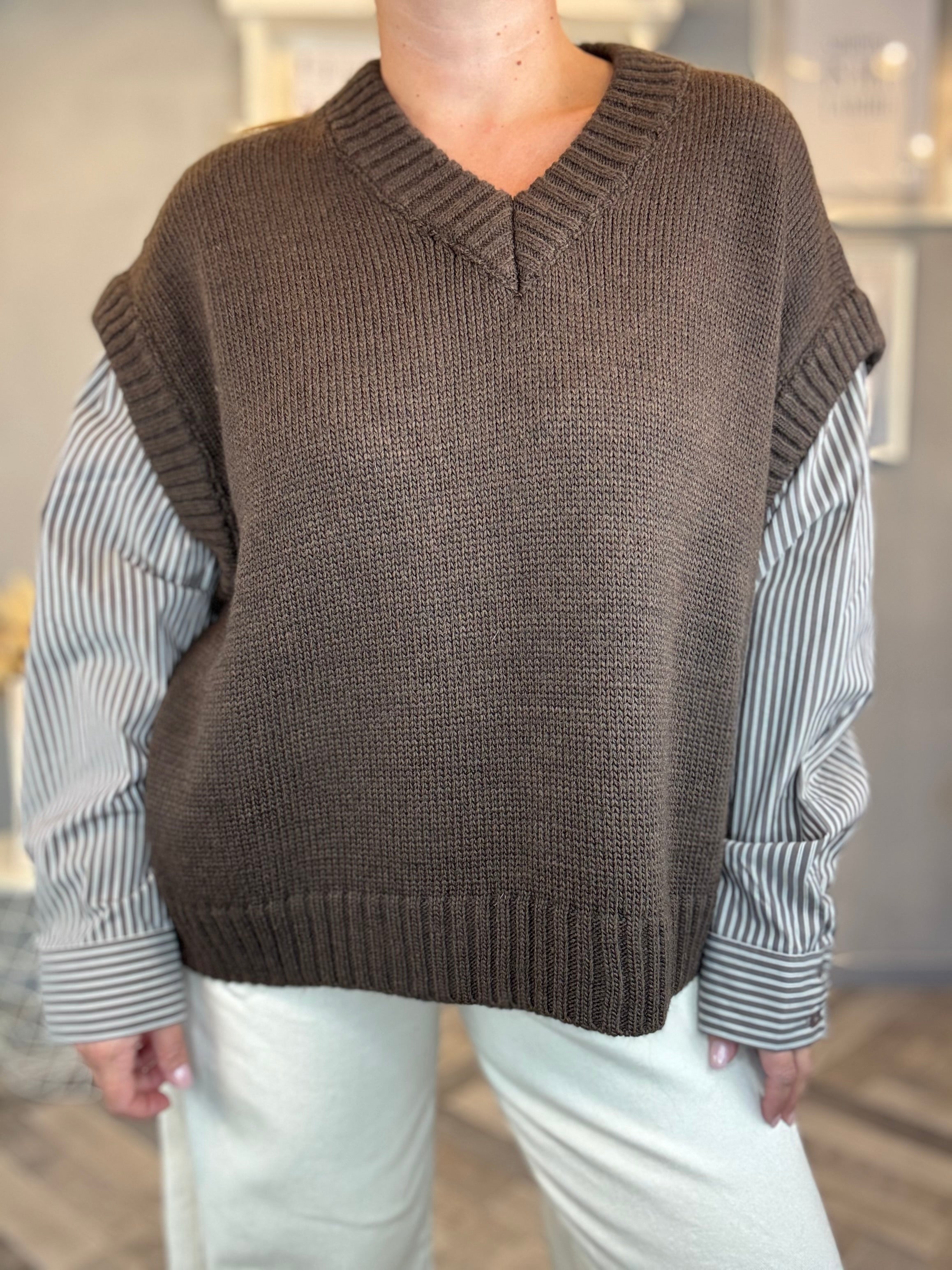 Lumina gilet in maglia cioccolato maniche camicia moro