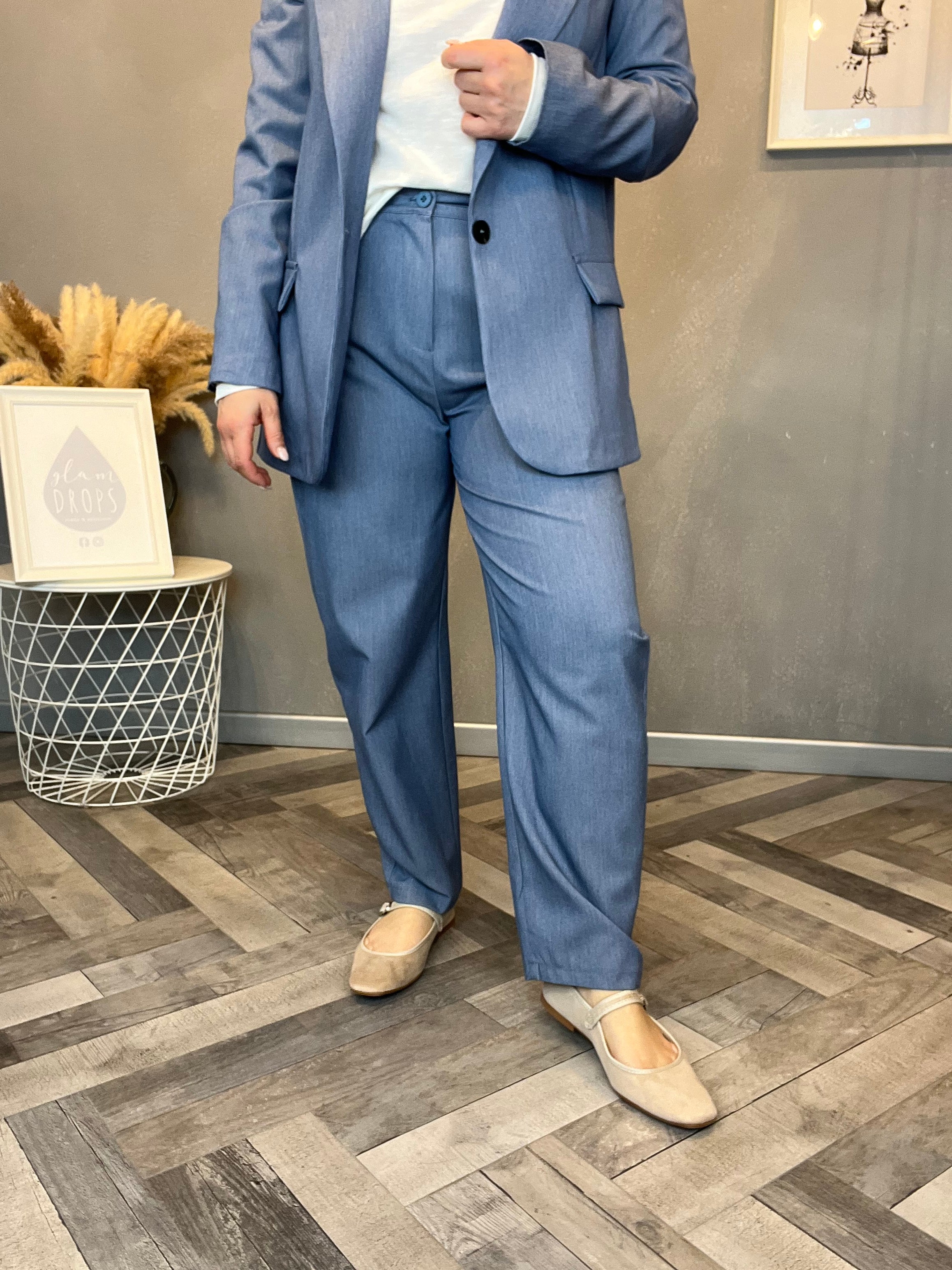 Pantalone gamba dritta denim chic