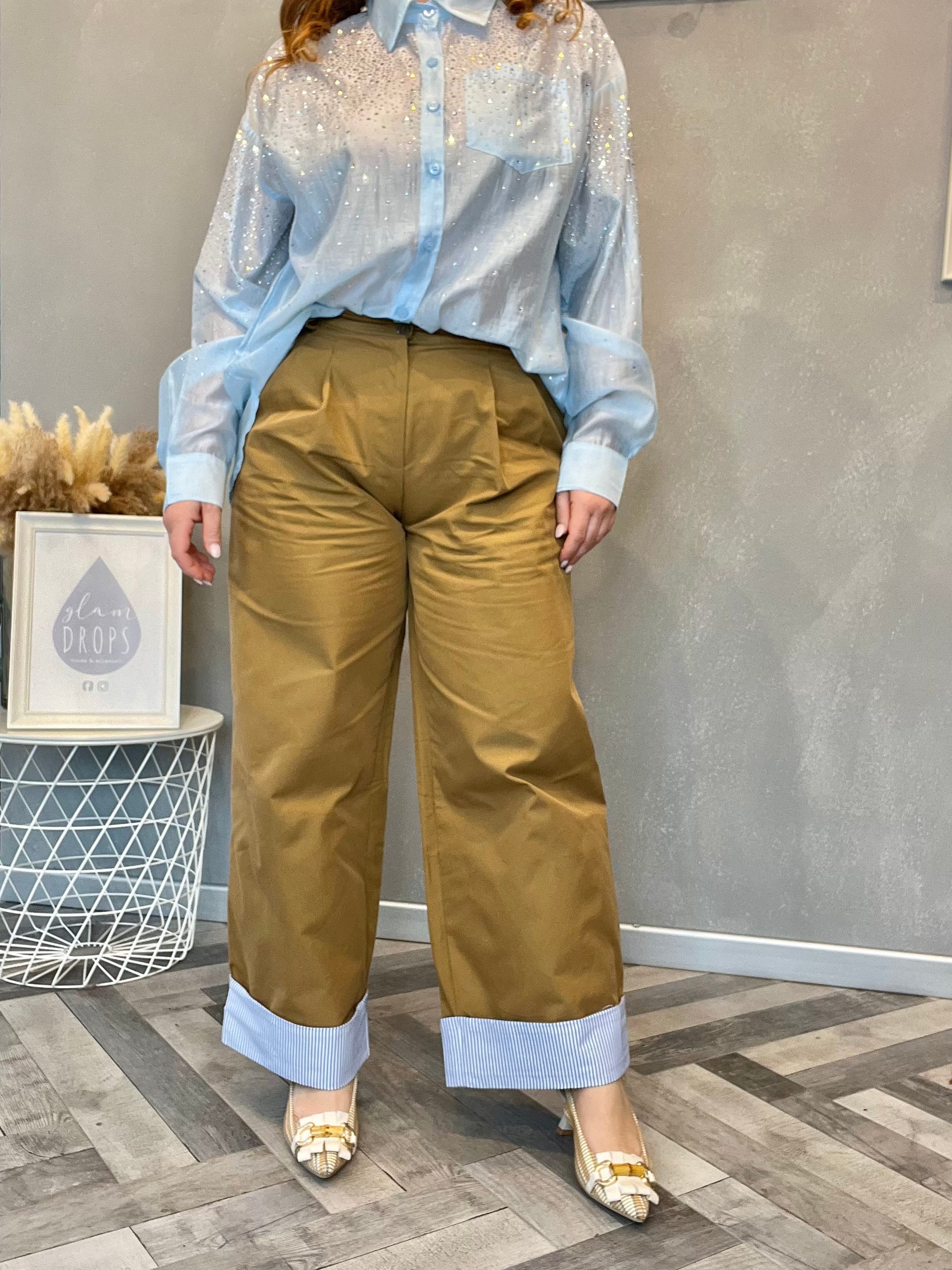 Pantalone wide leg con risvolto a righe