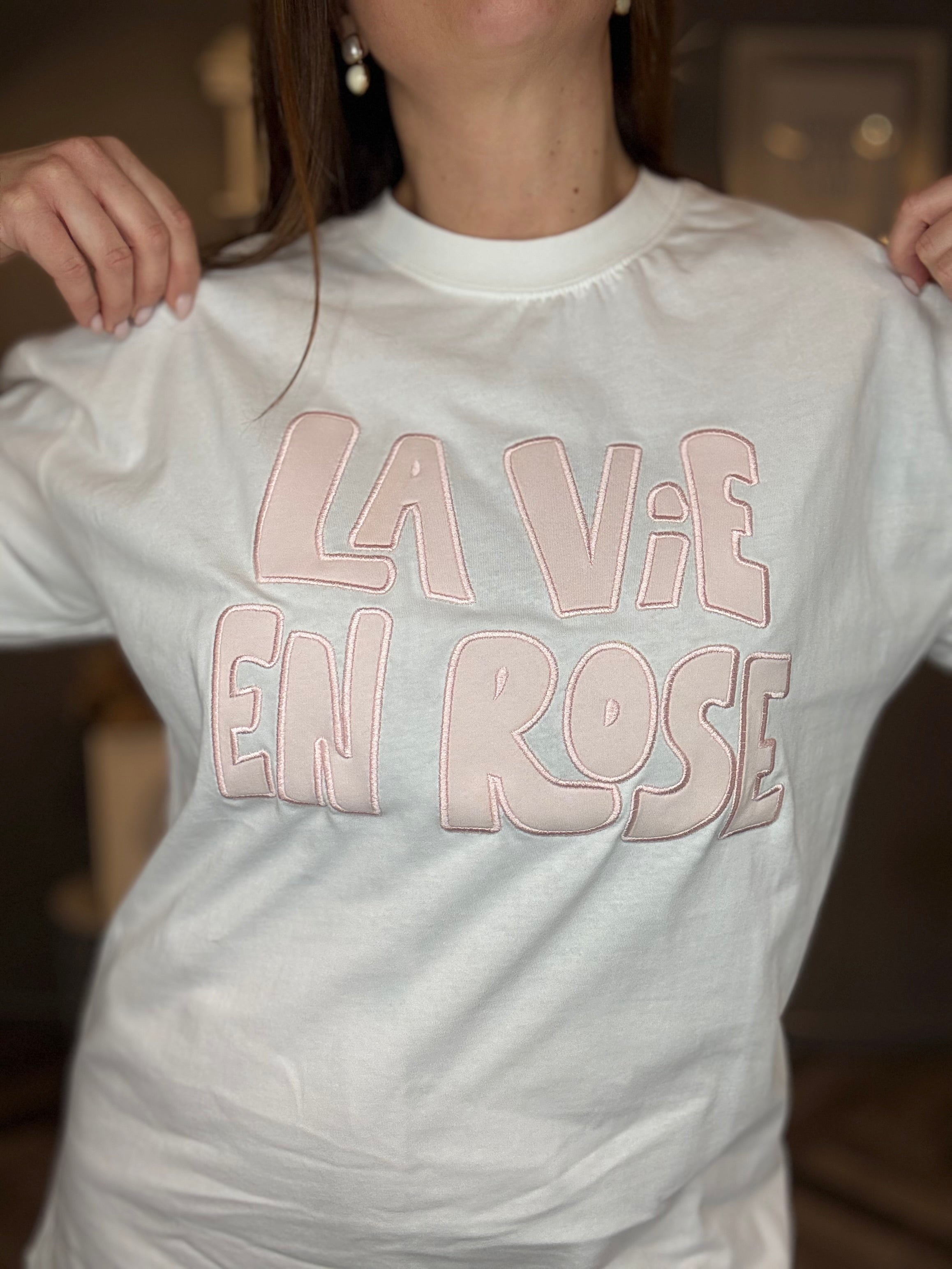 T-shirt bianca La vie en rose rosa