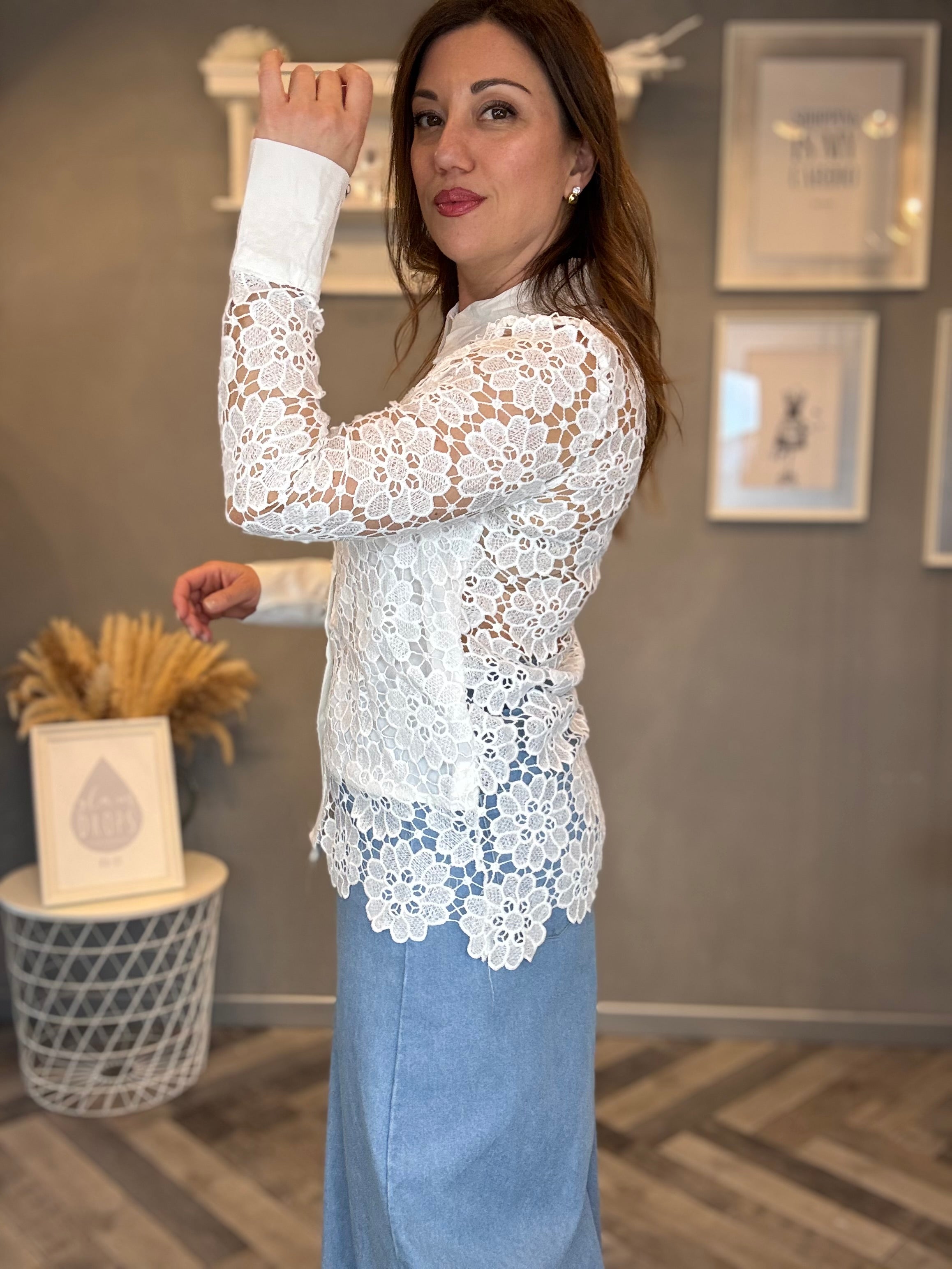 Camicia fiori pizzo macramè