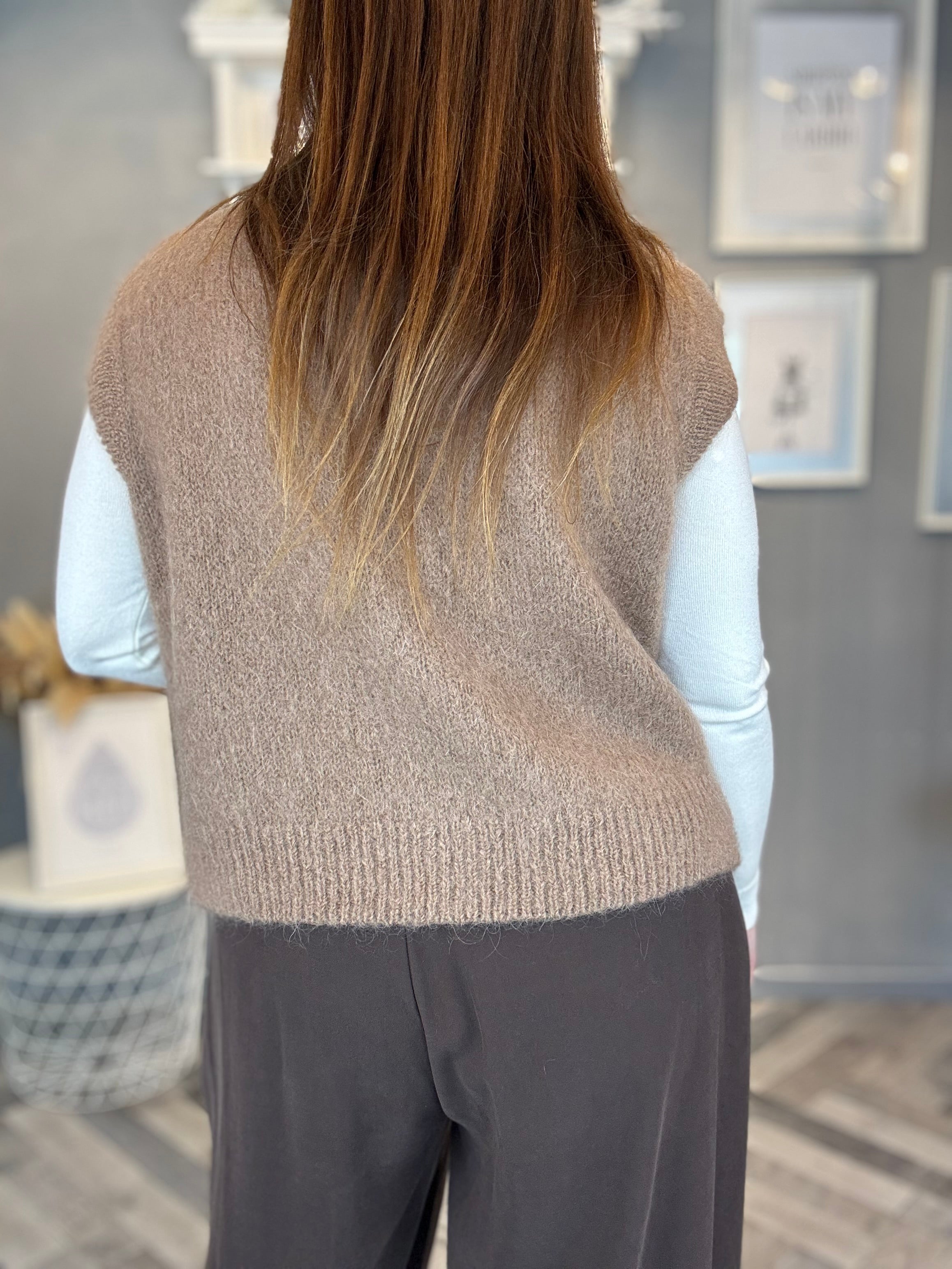 Gilet in maglia con zip camel