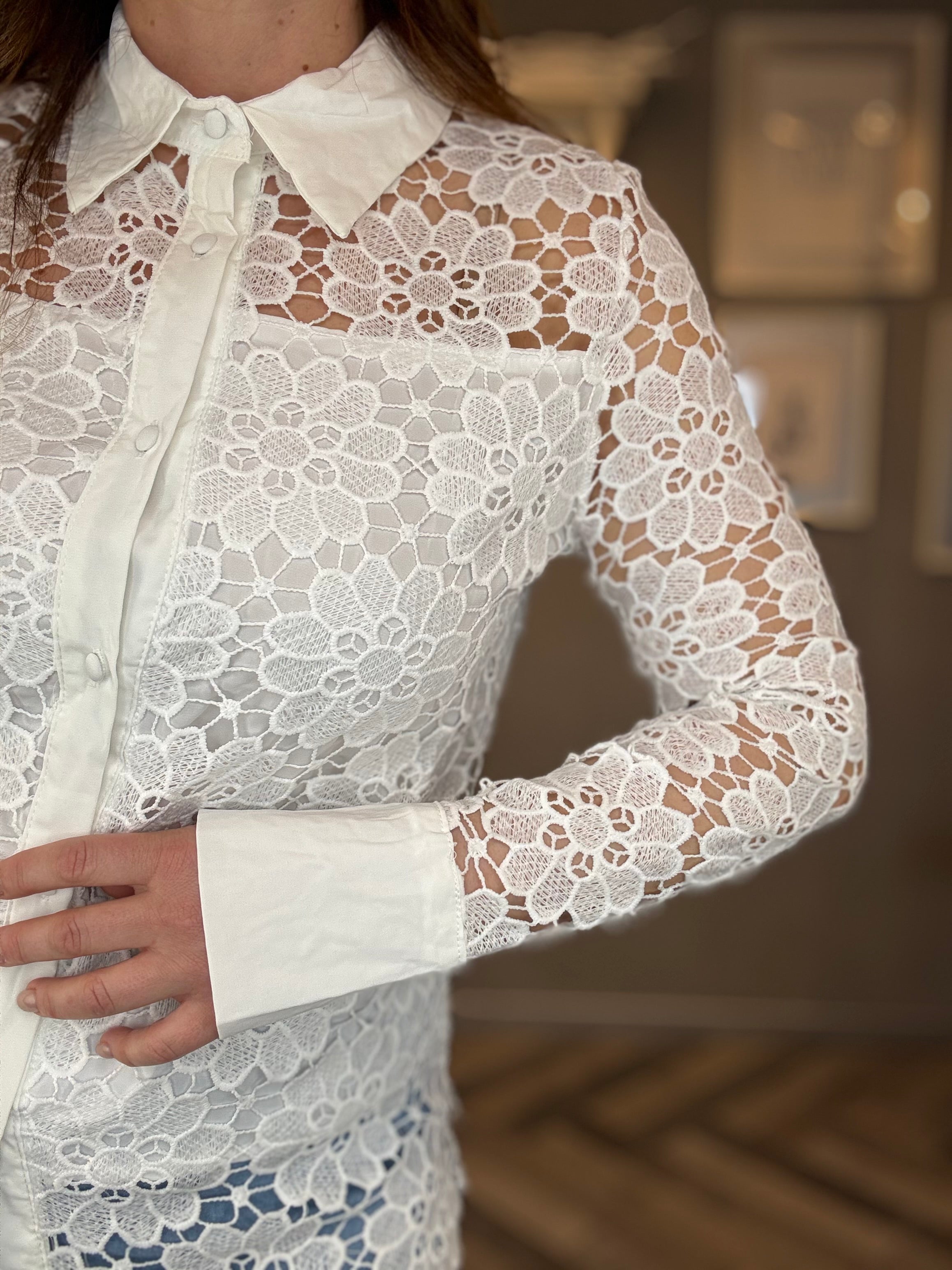 Camicia fiori pizzo macramè