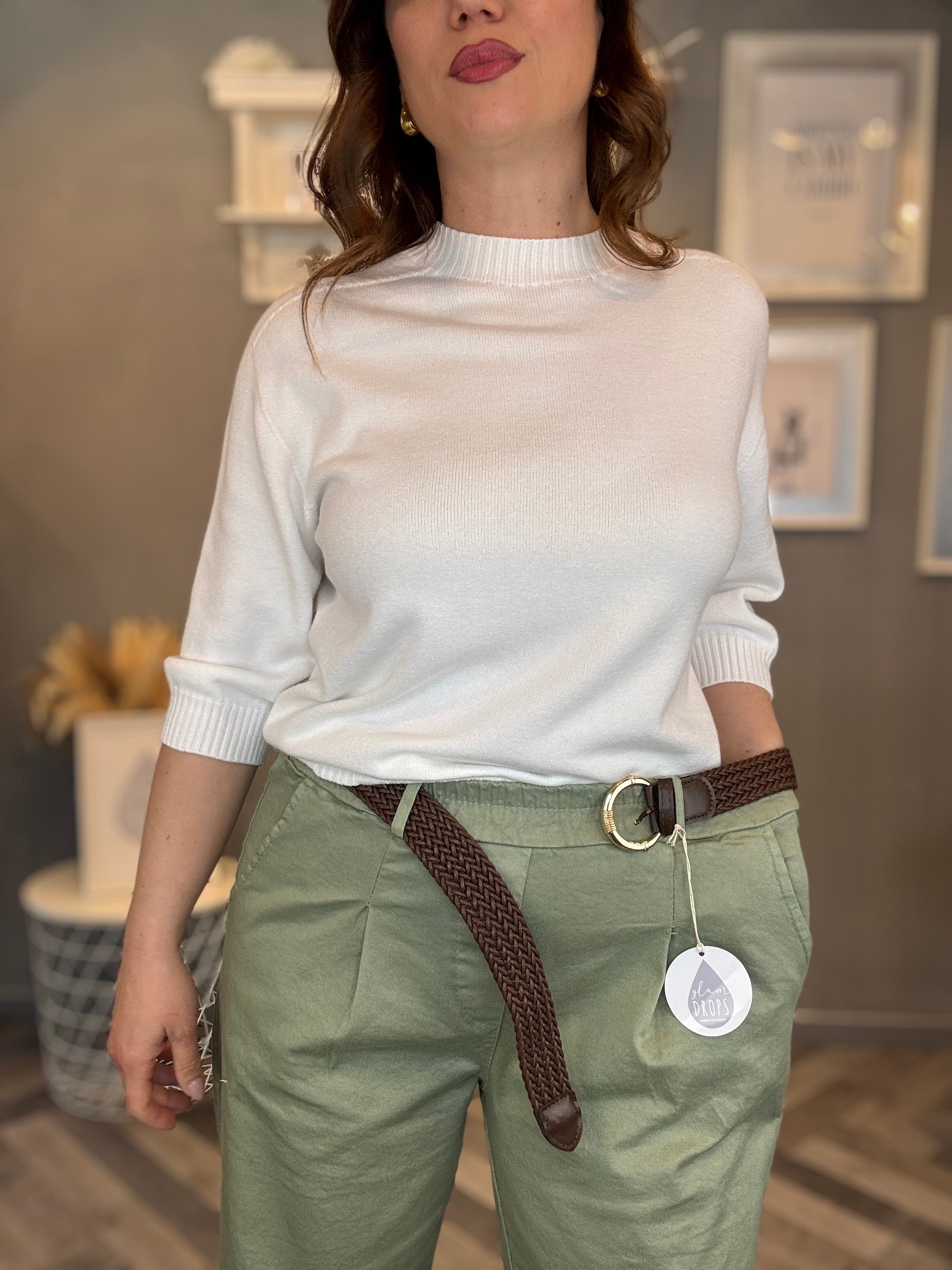 Pantalone carrot verde salvia con cintura