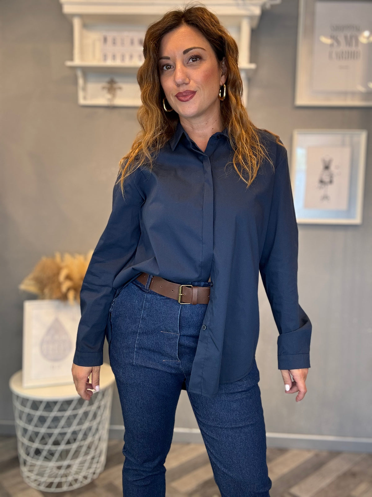 Camicia over Essential blu