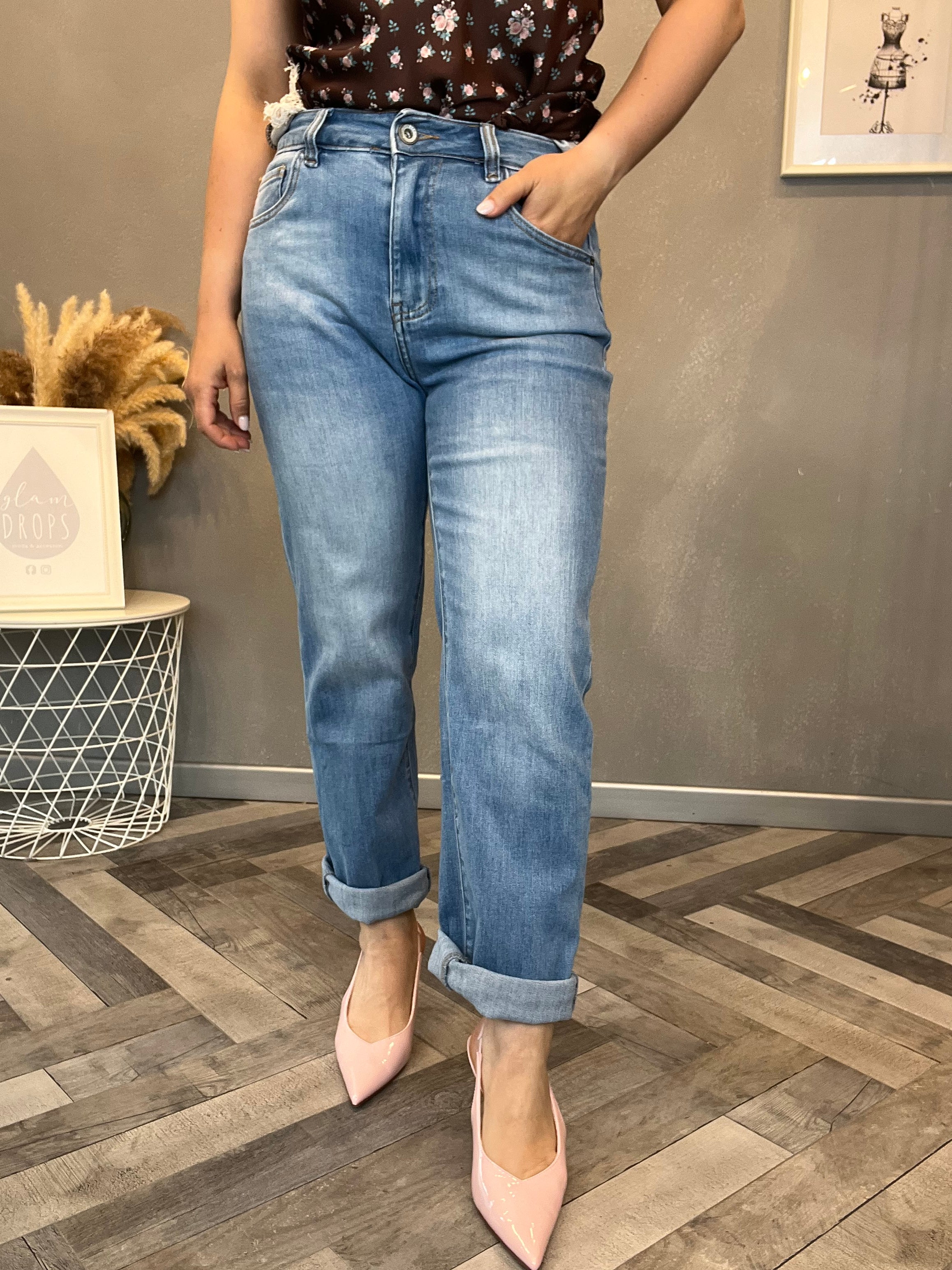 Jeans gamba dritta elasticizzato