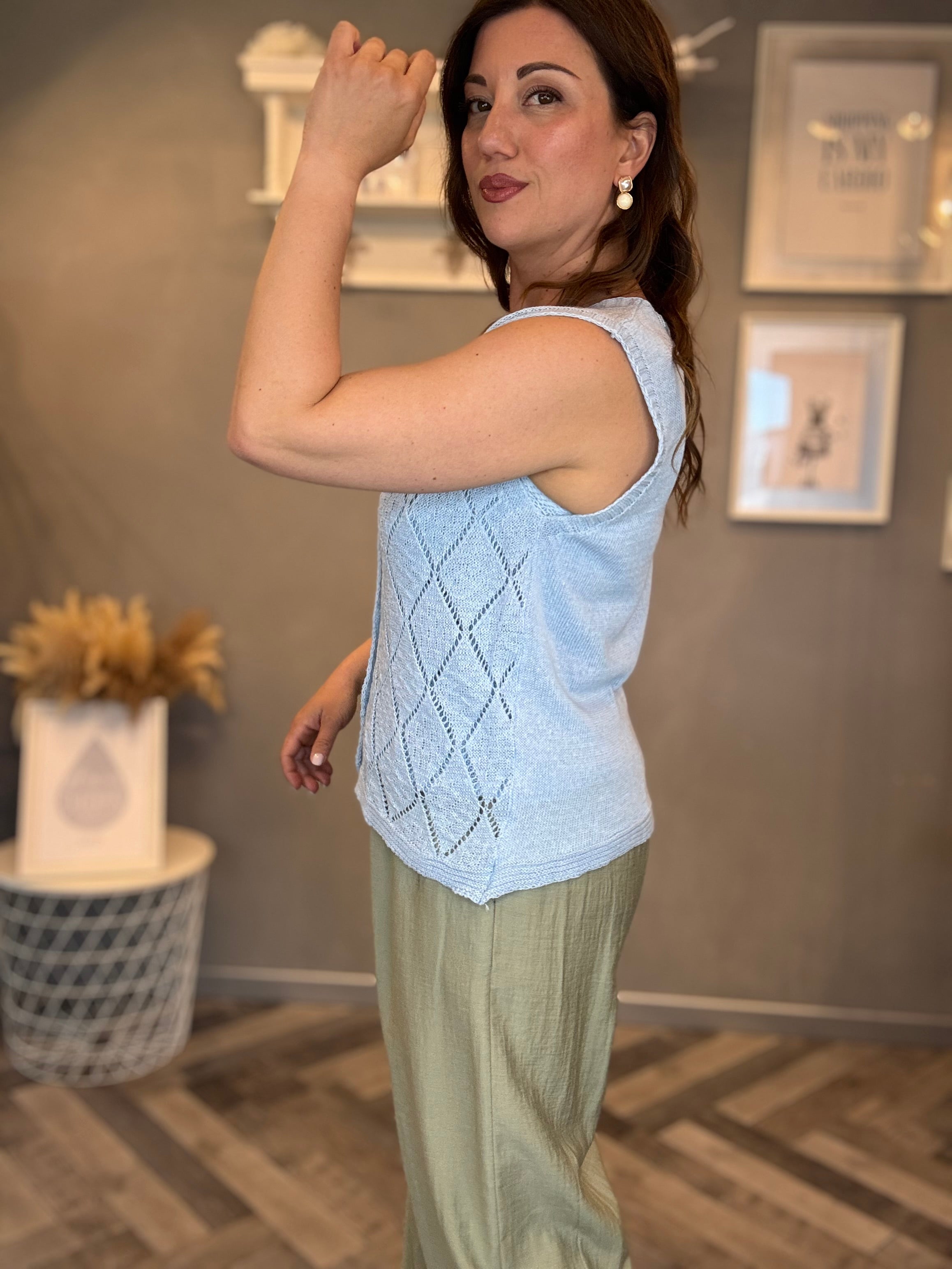 Gilet traforato rombi celeste
