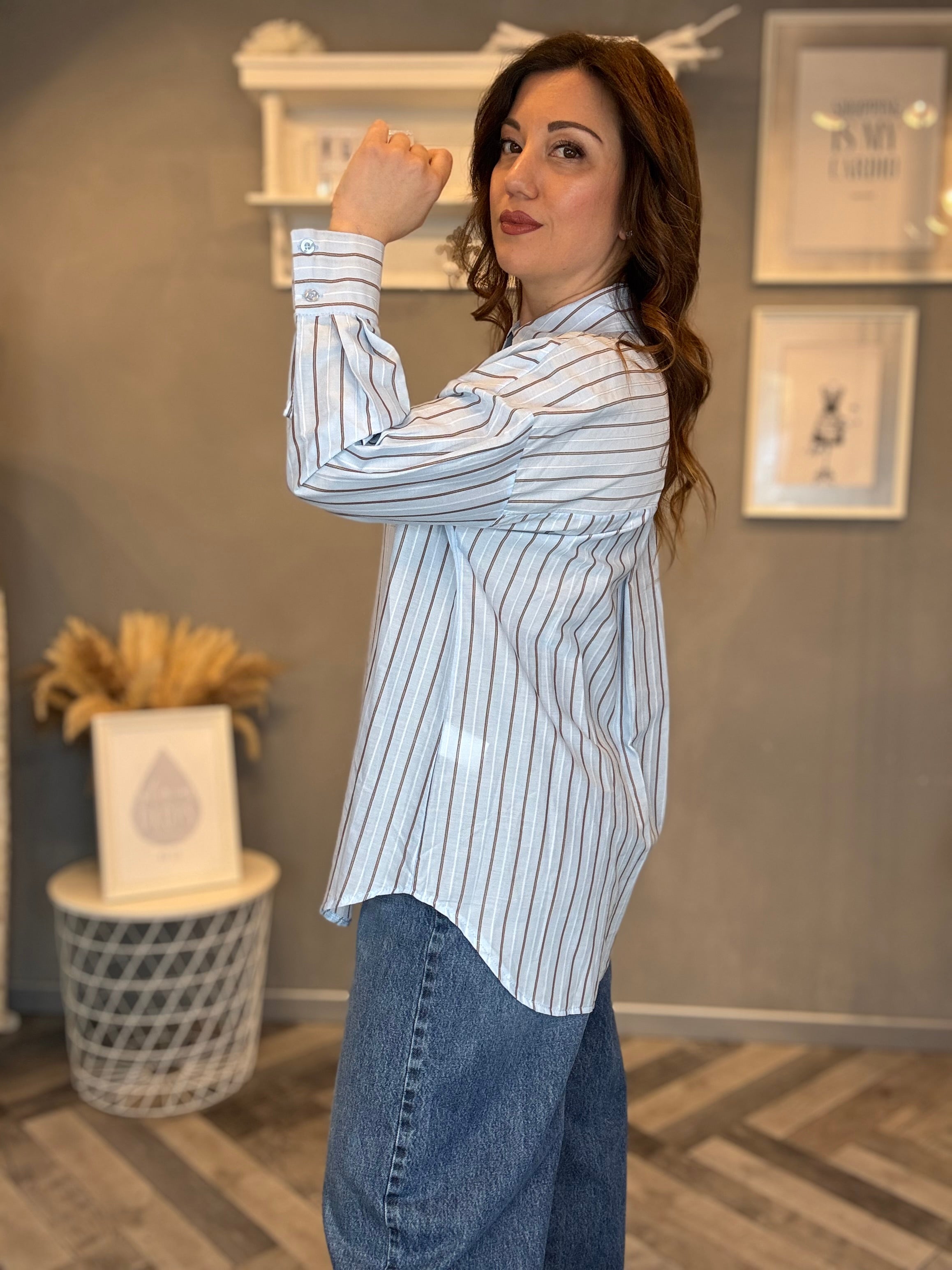Camicia over celeste righe cioccolato