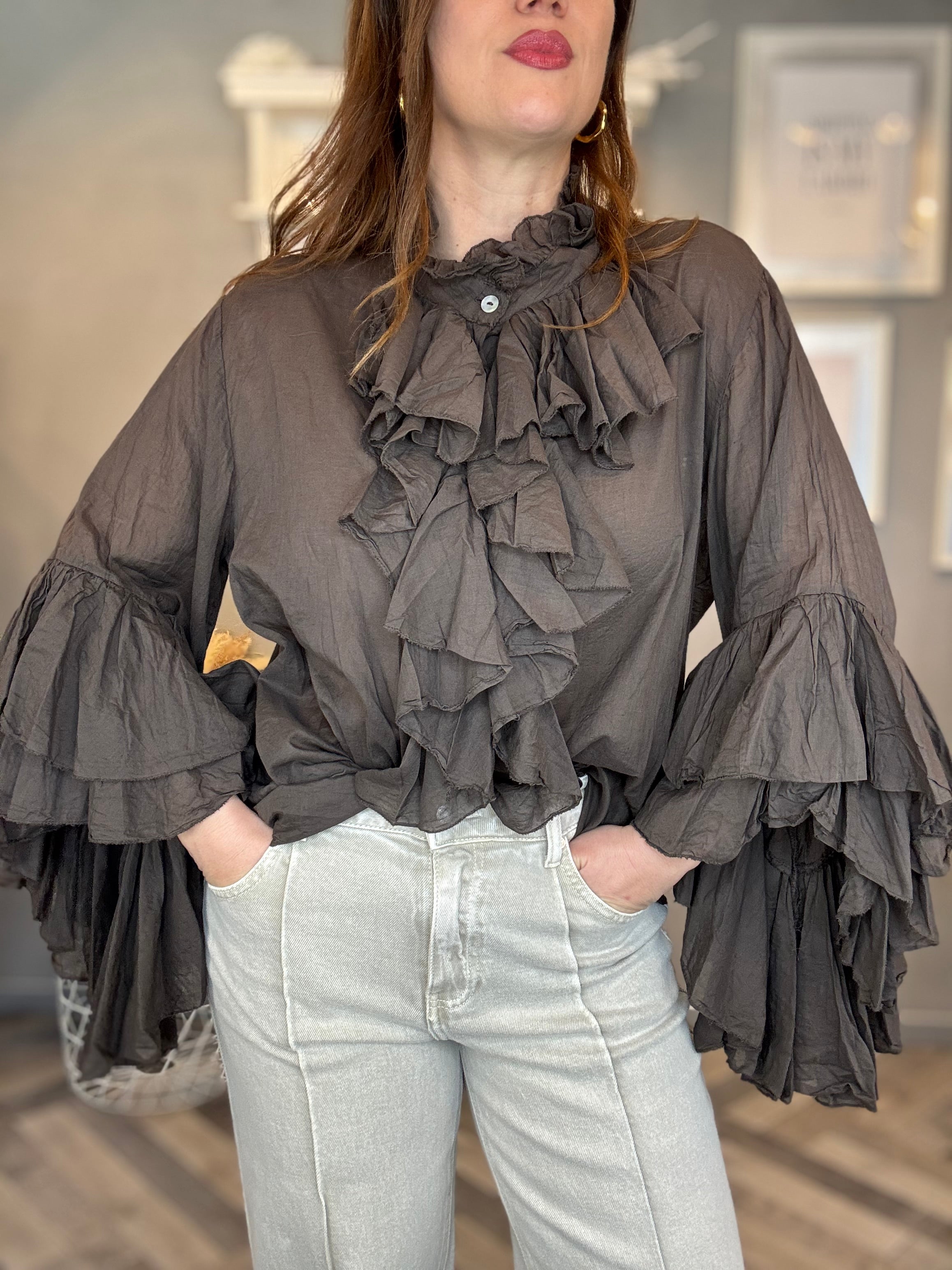 Blusa camicia volant moro