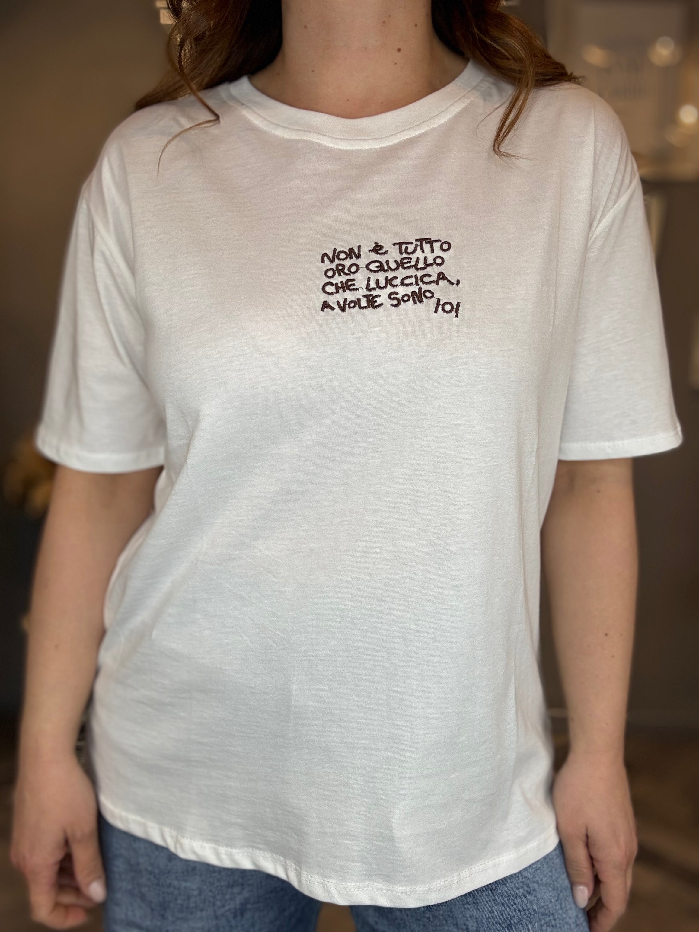 T-shirt Non è tutto oro color cioccolato