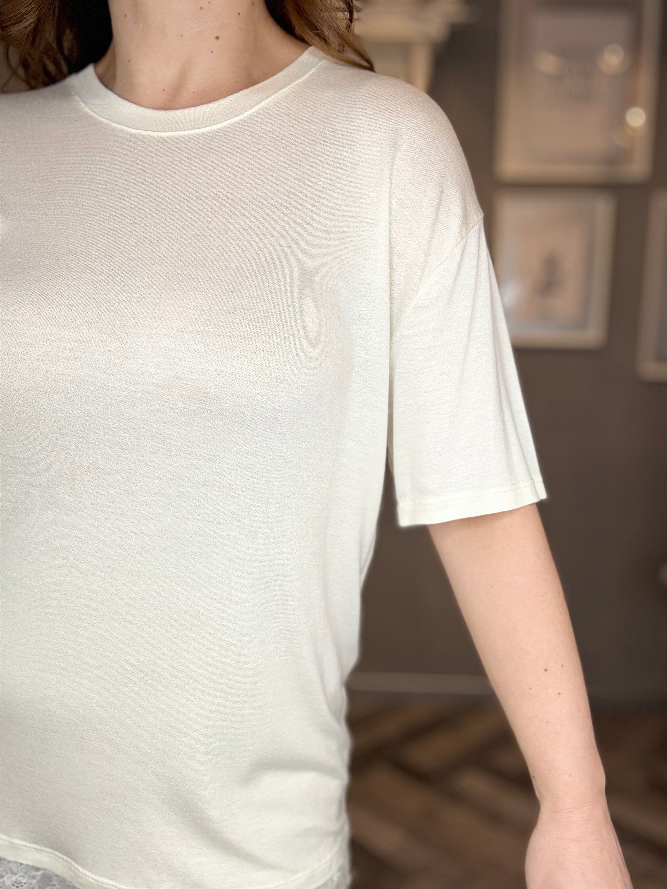 Lumina t-shirt in viscosa con pizzo