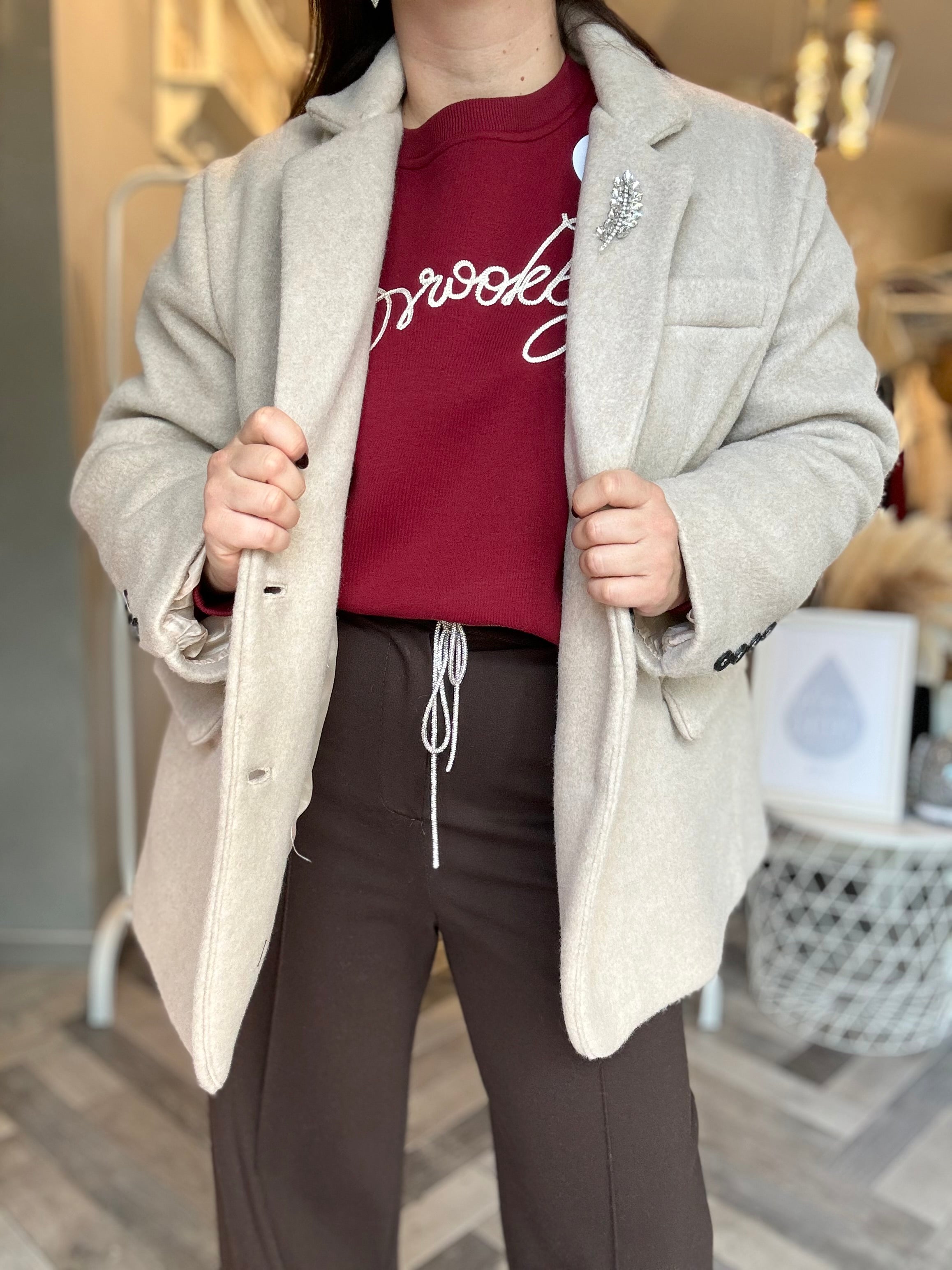Blazer giacca cappotto over in panno con cabochon