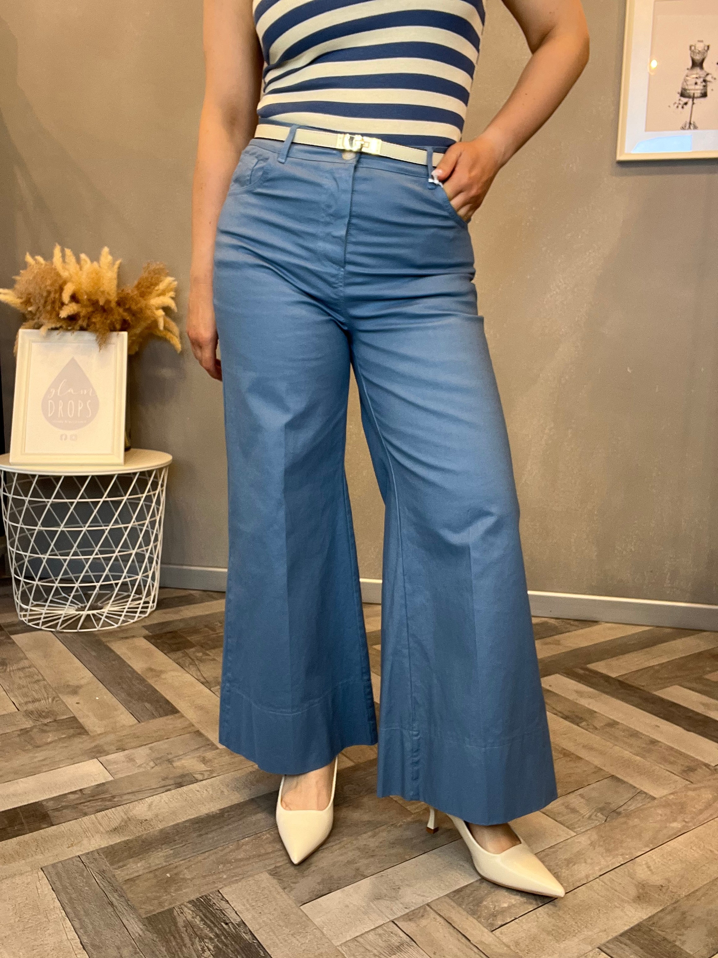 Pantalone wide leg carta da zucchero