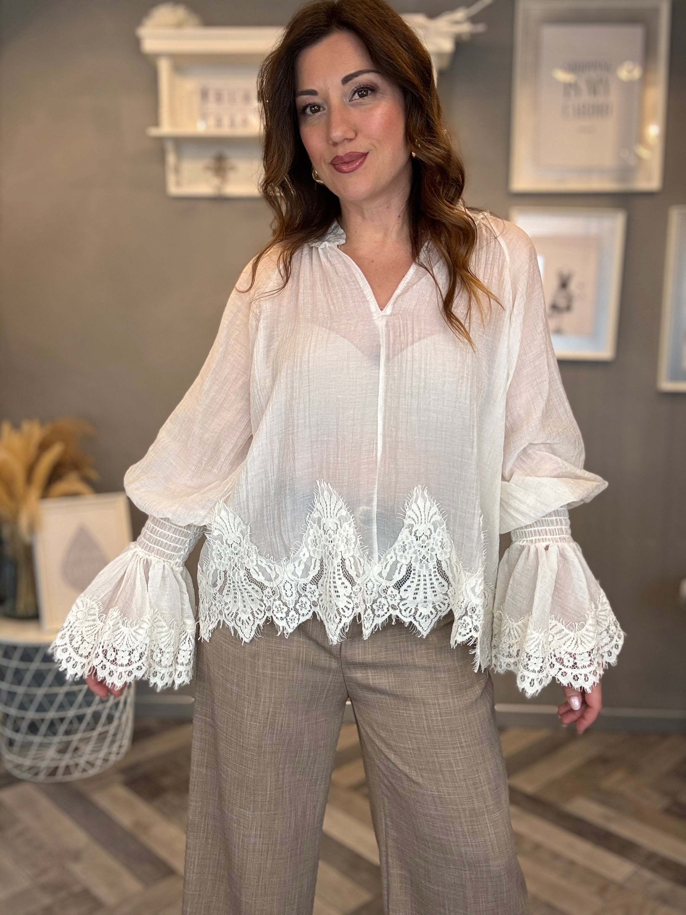 Blusa Romantic lace panna
