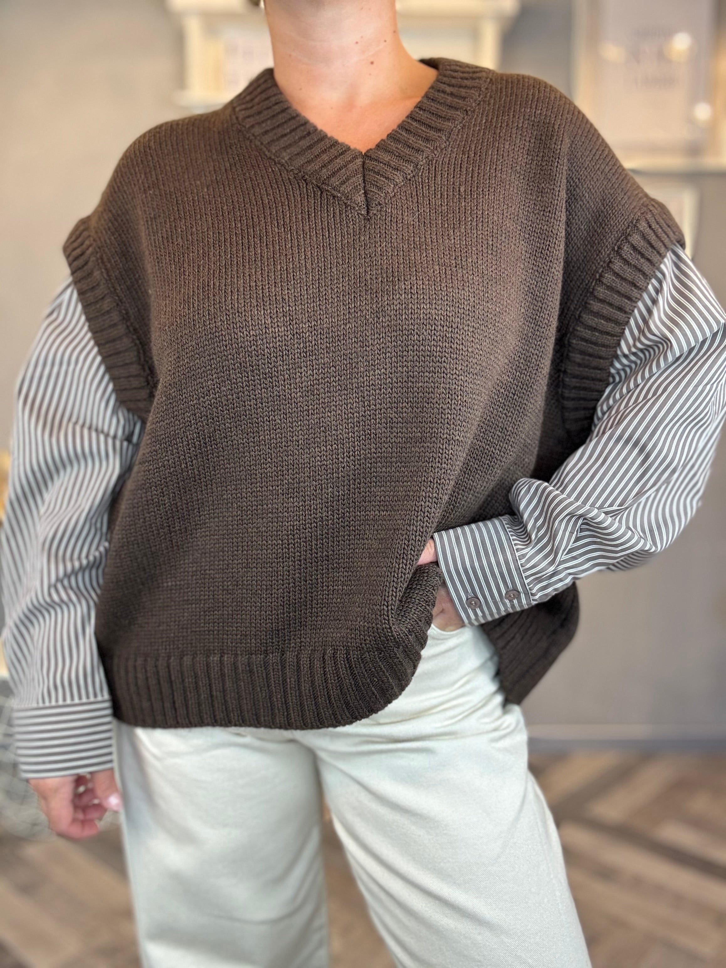 Lumina gilet in maglia cioccolato maniche camicia moro