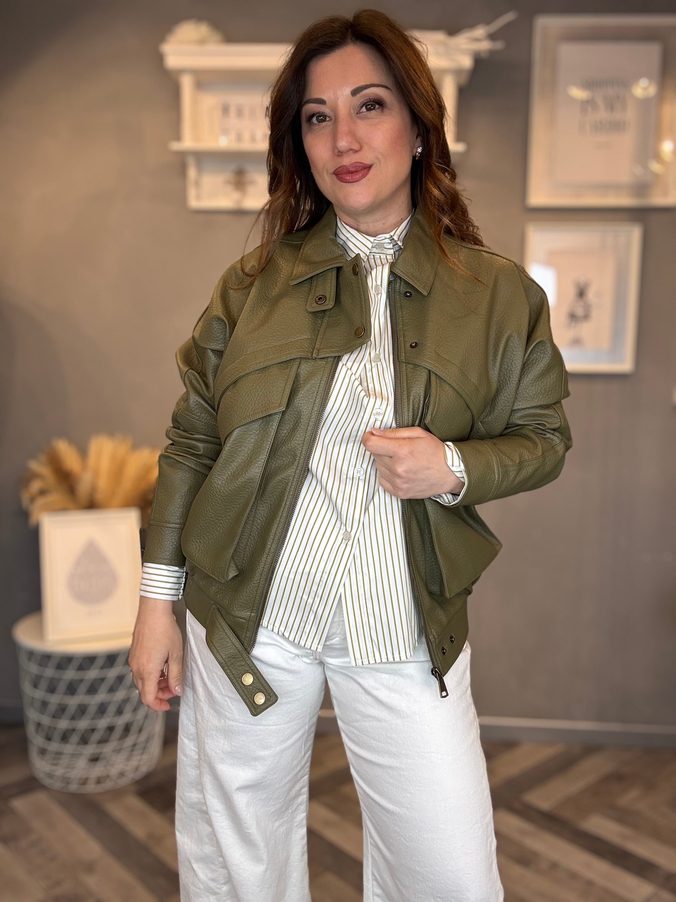 Bomber ecopelle verde oliva