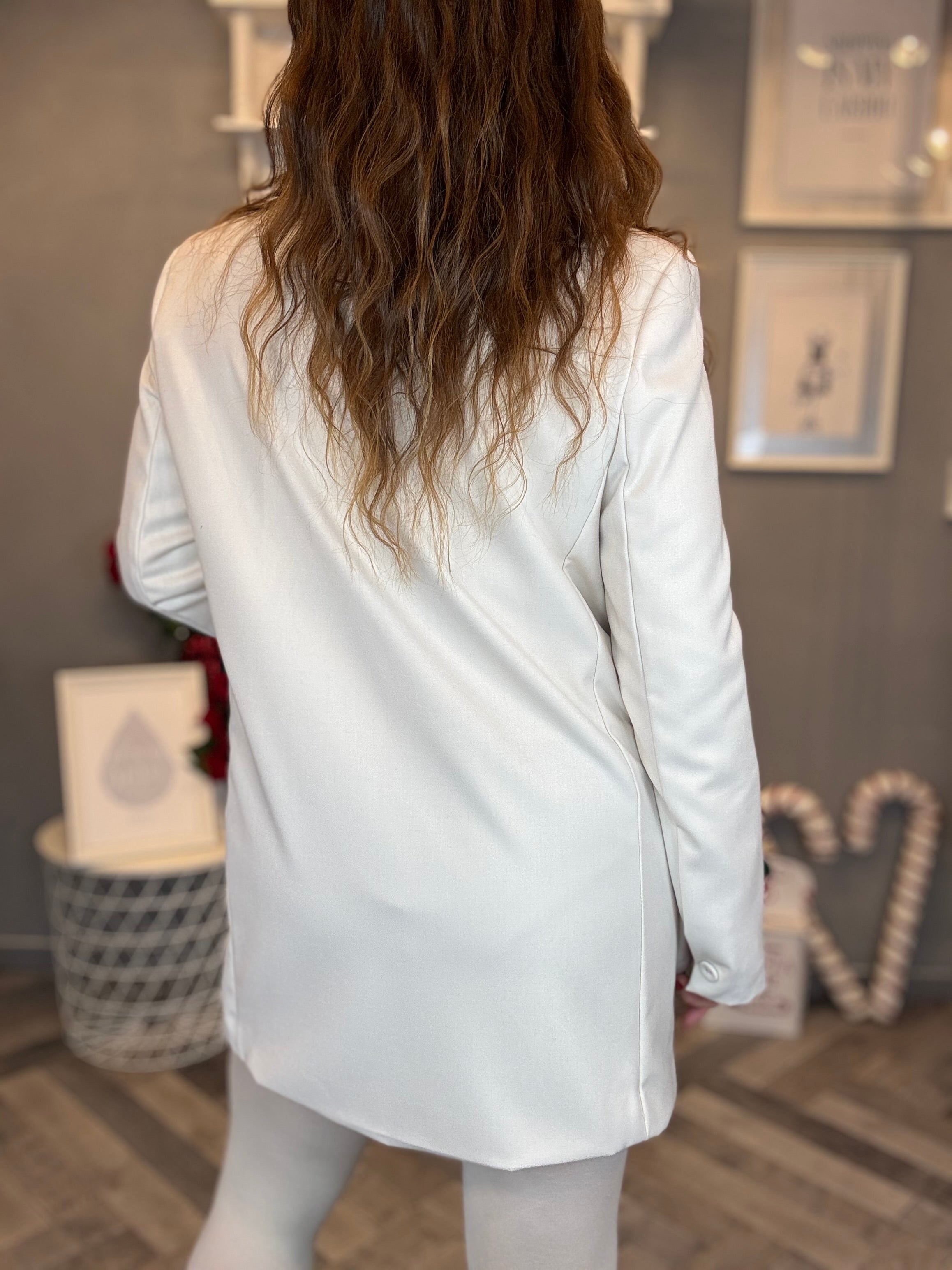 The Lulù blazer con gonnellino