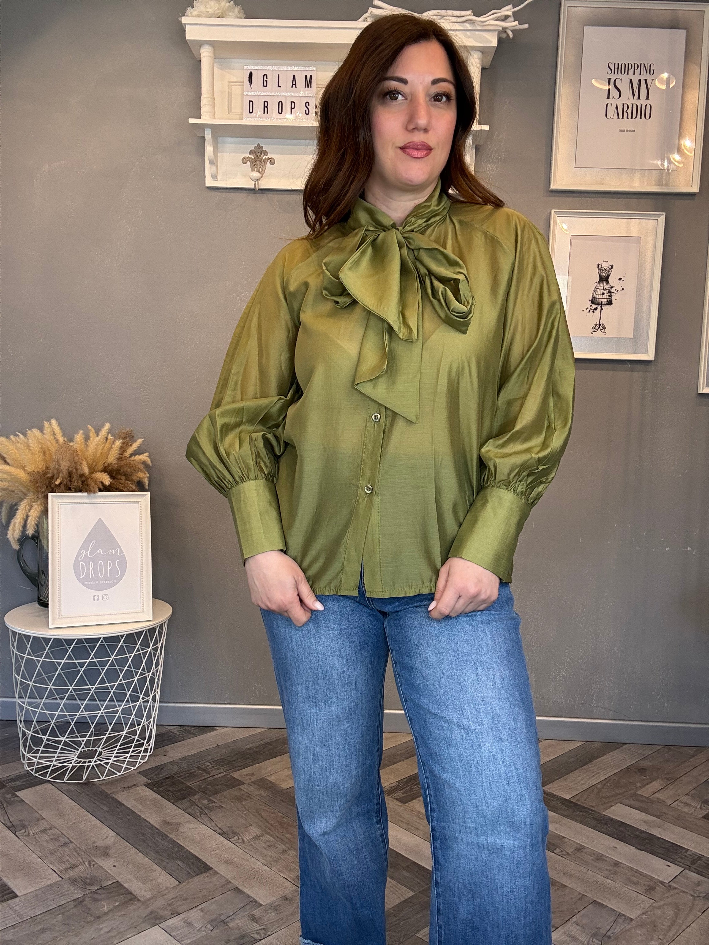 Camicia in tencel con fiocco
