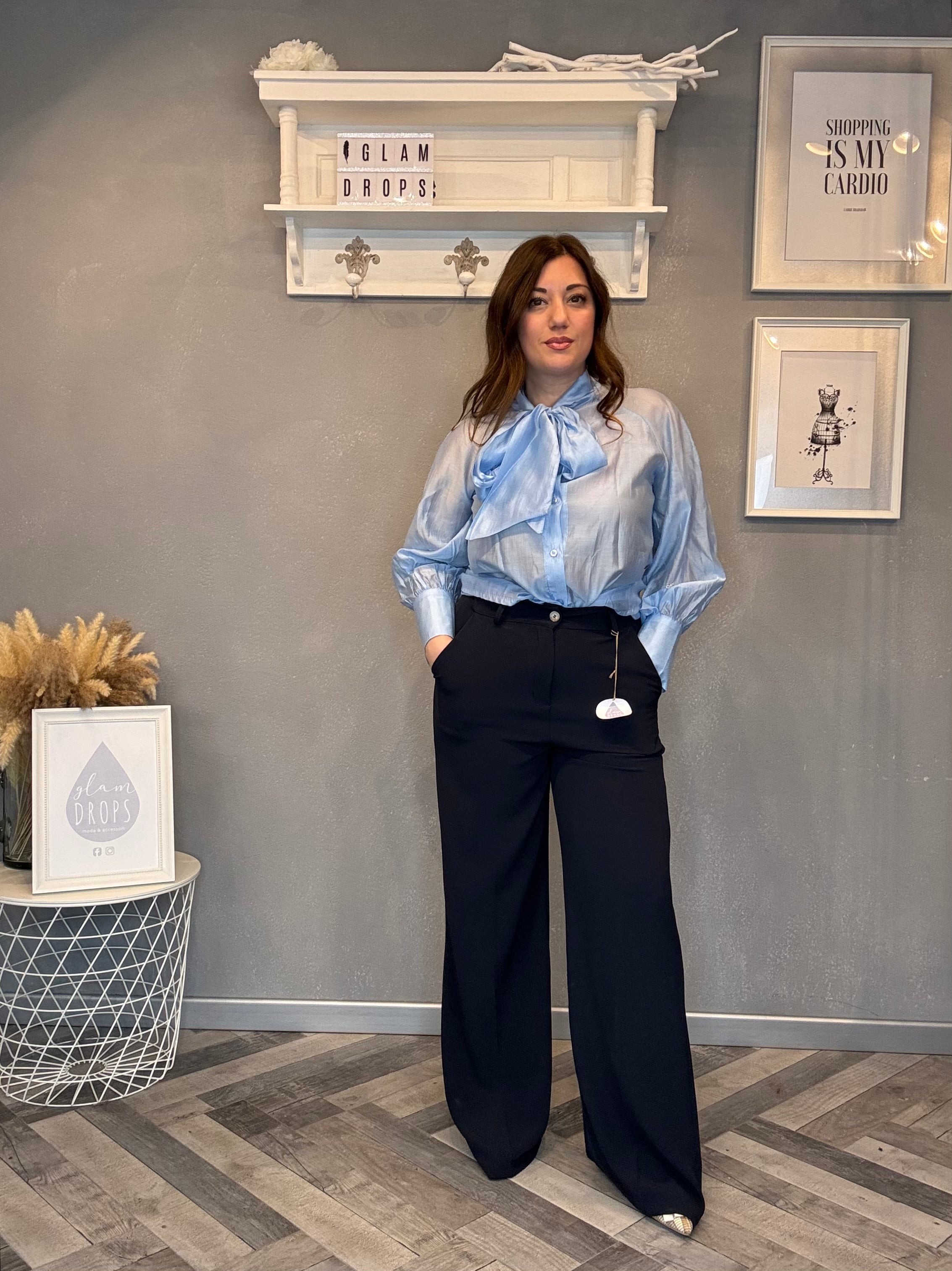 Camicia in tencel con fiocco