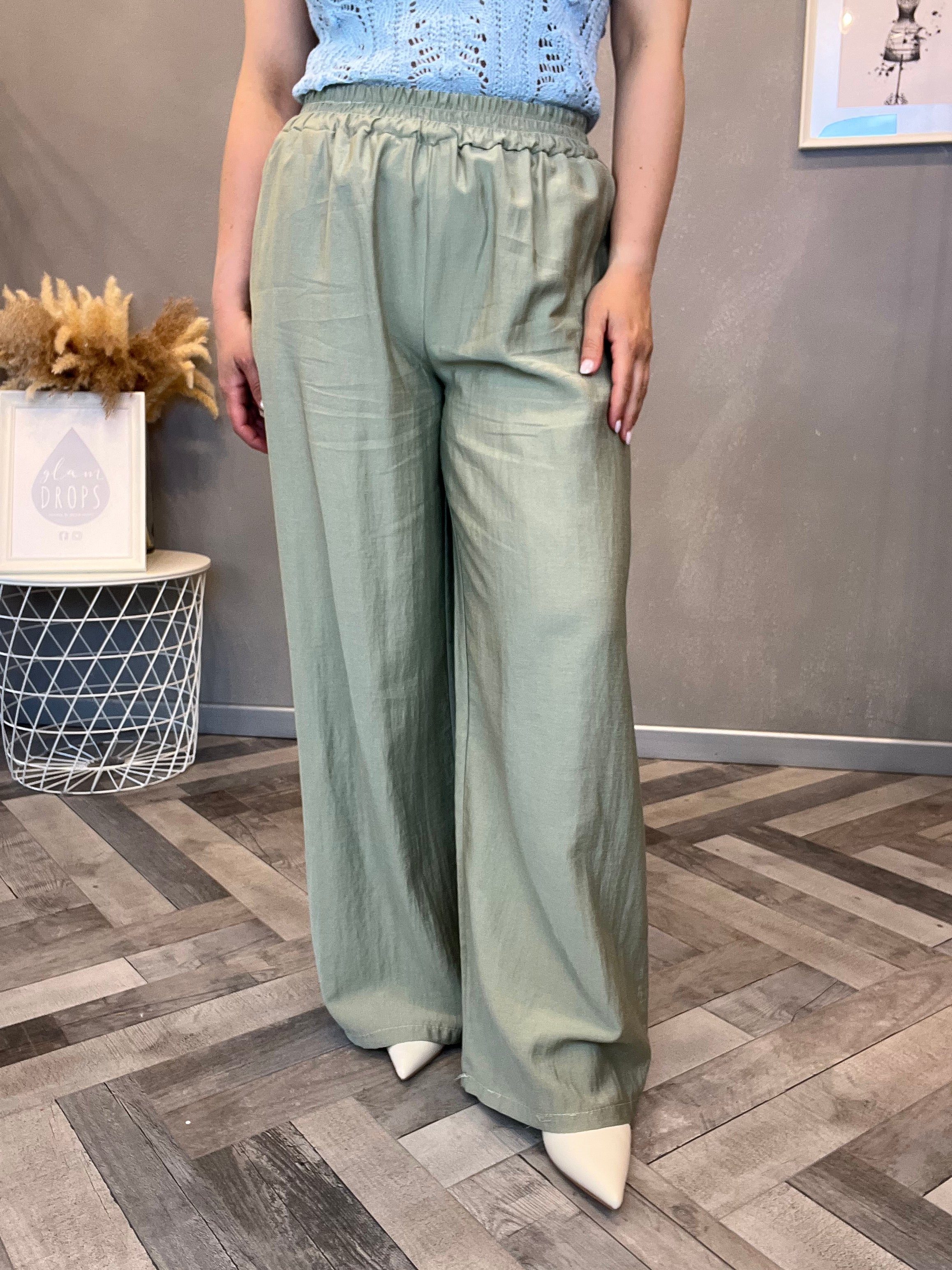 Pantalone palazzo fluido verde salvia