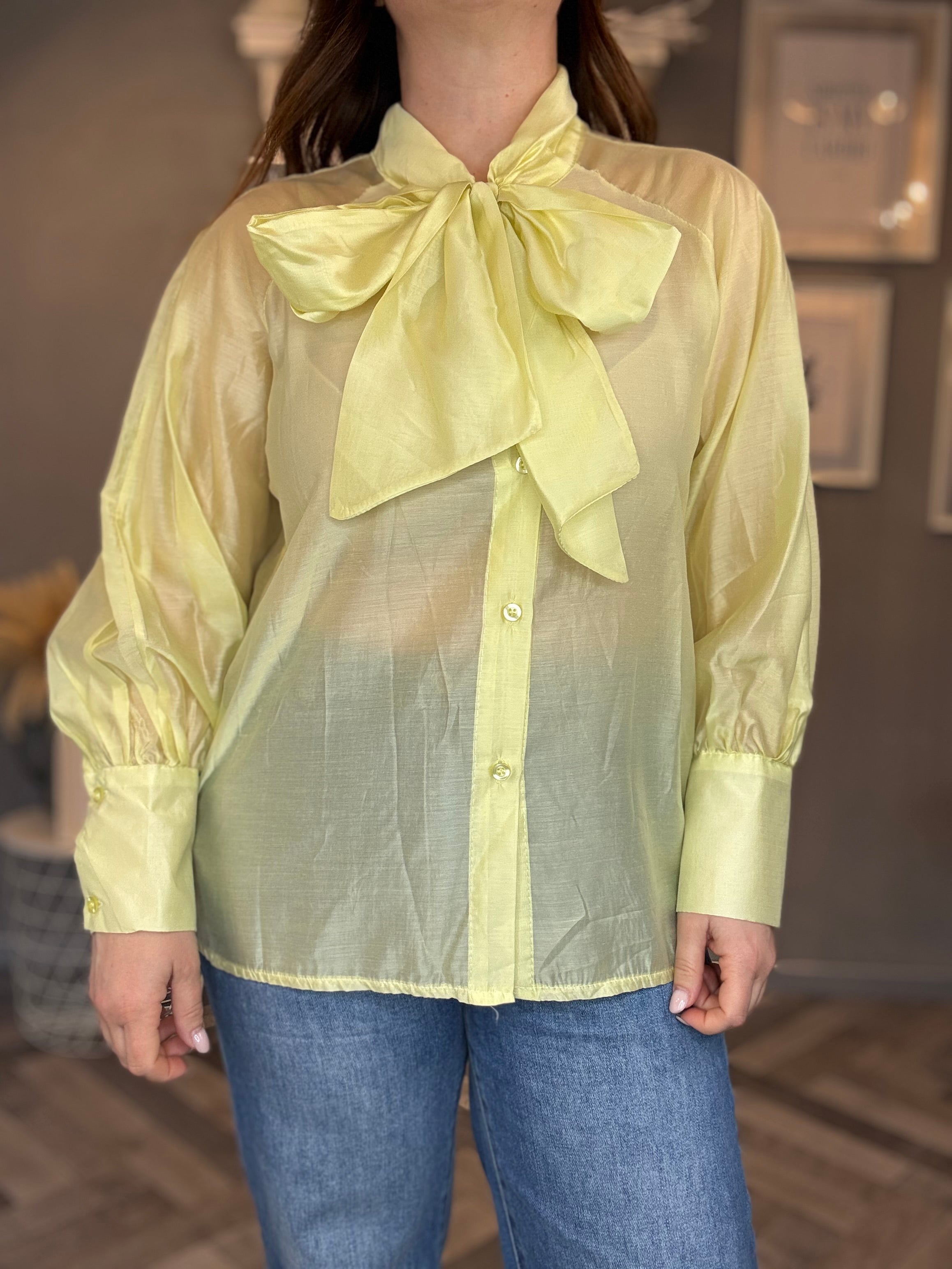 Camicia in tencel con fiocco