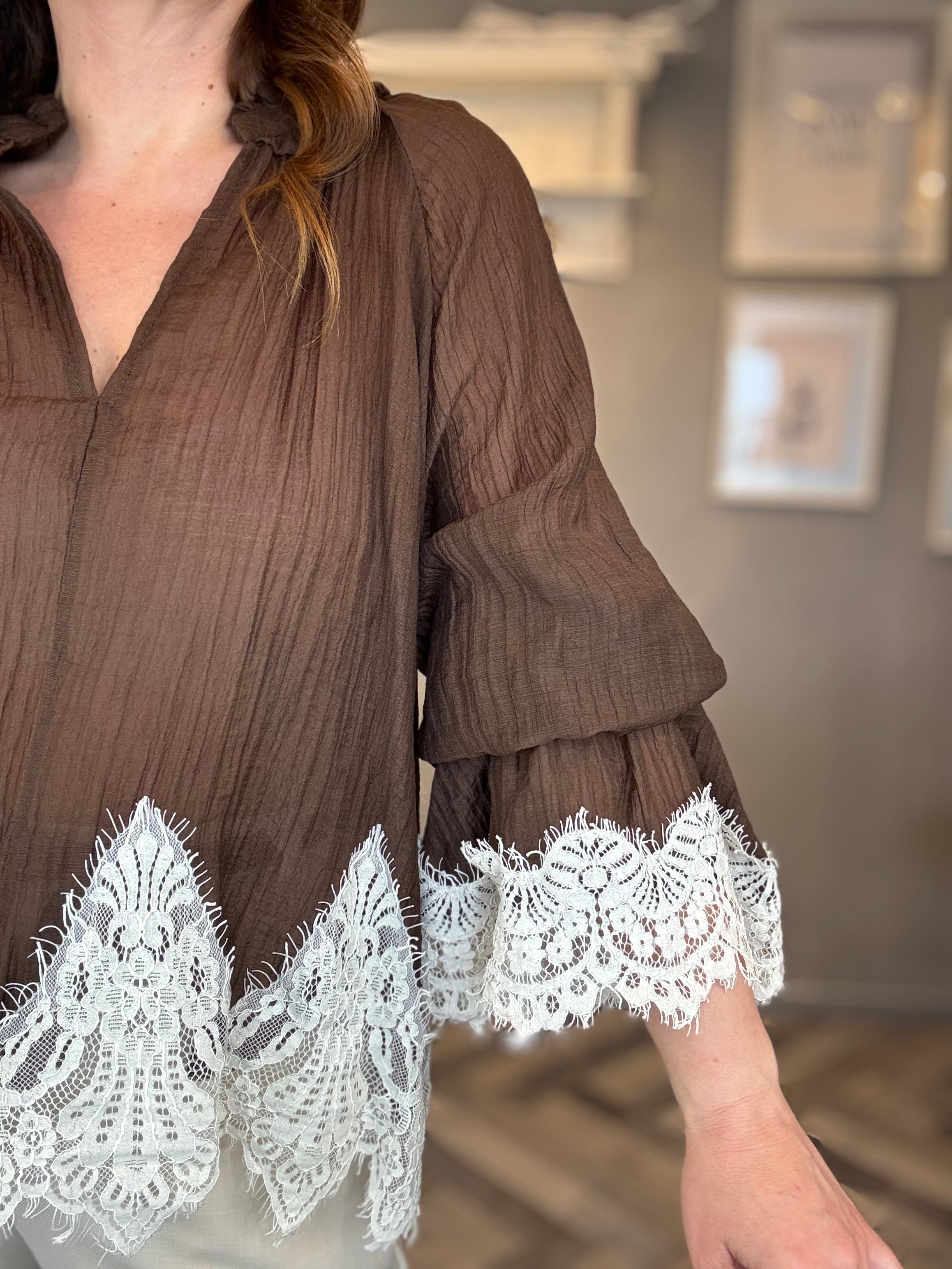 Blusa Romantic lace cioccolato