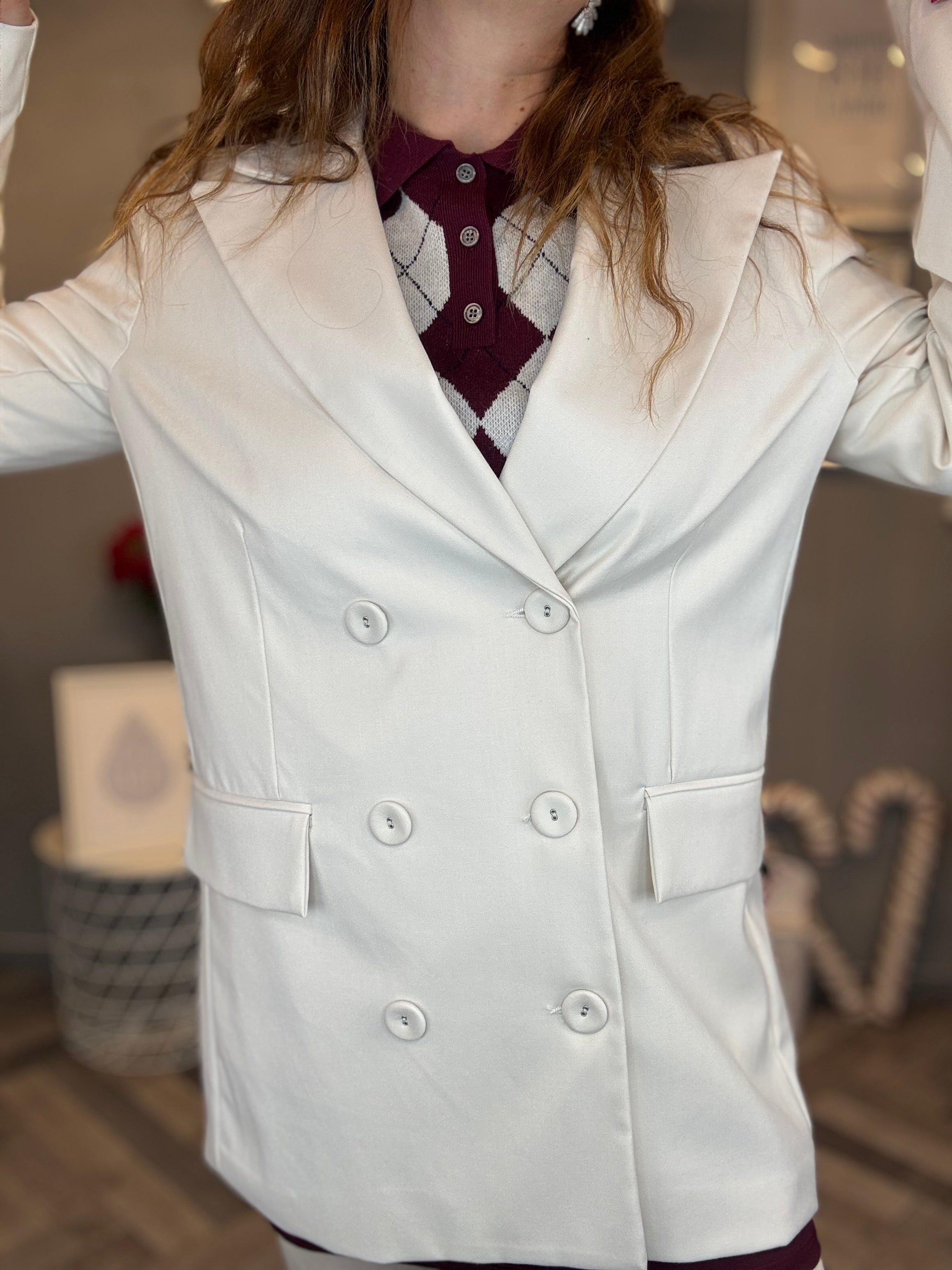 The Lulù blazer con gonnellino