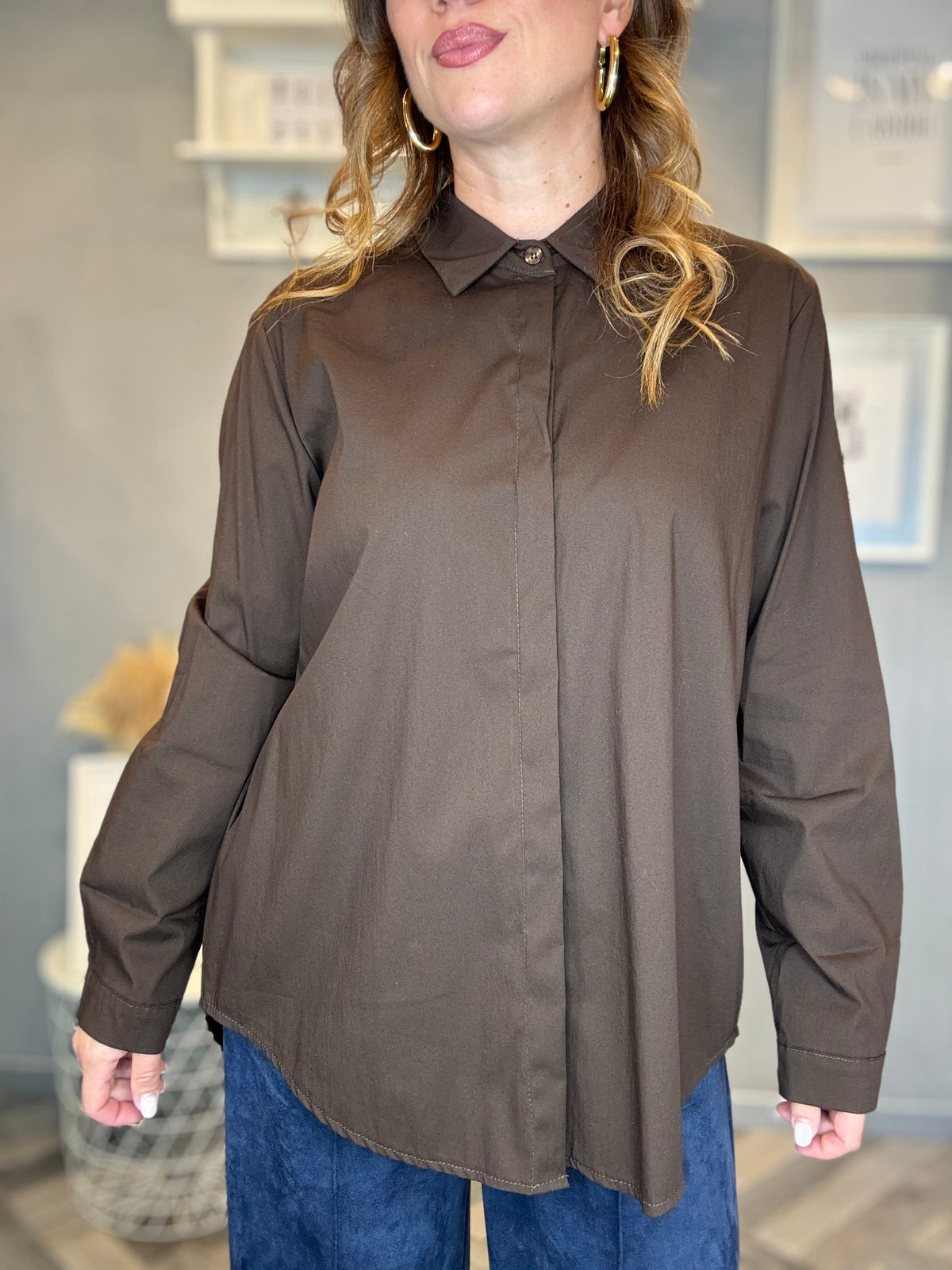 Camicia over Essential cioccolato
